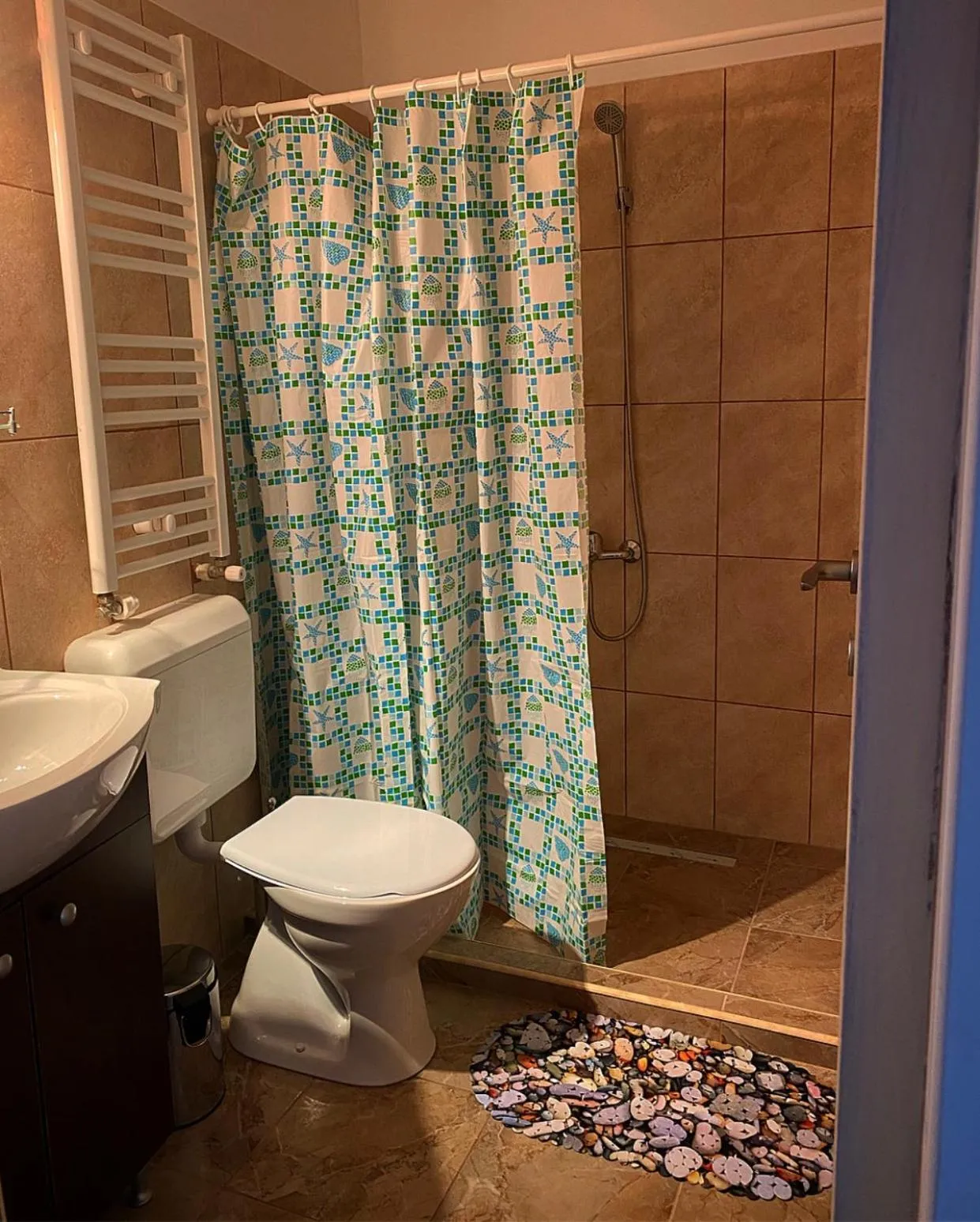 Bathroom in ULLYSSES GUEST HOUSE