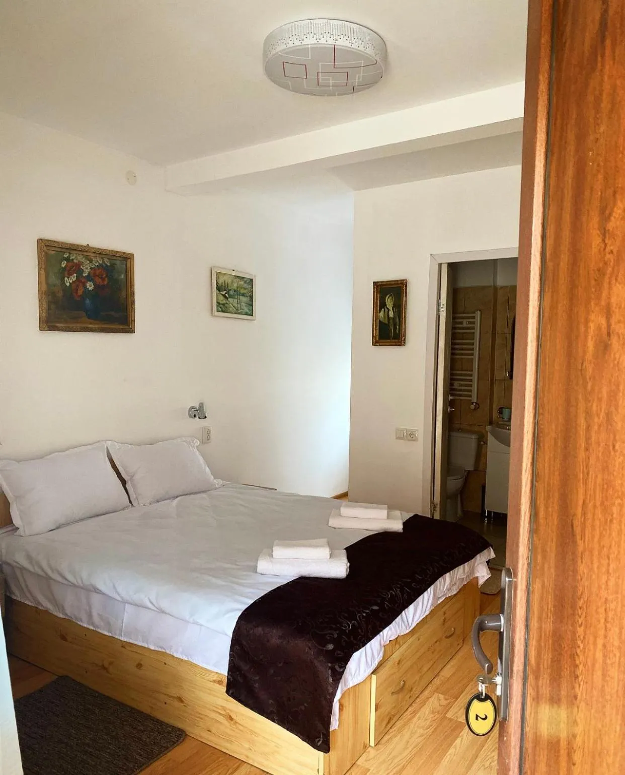 Bed in ULLYSSES GUEST HOUSE