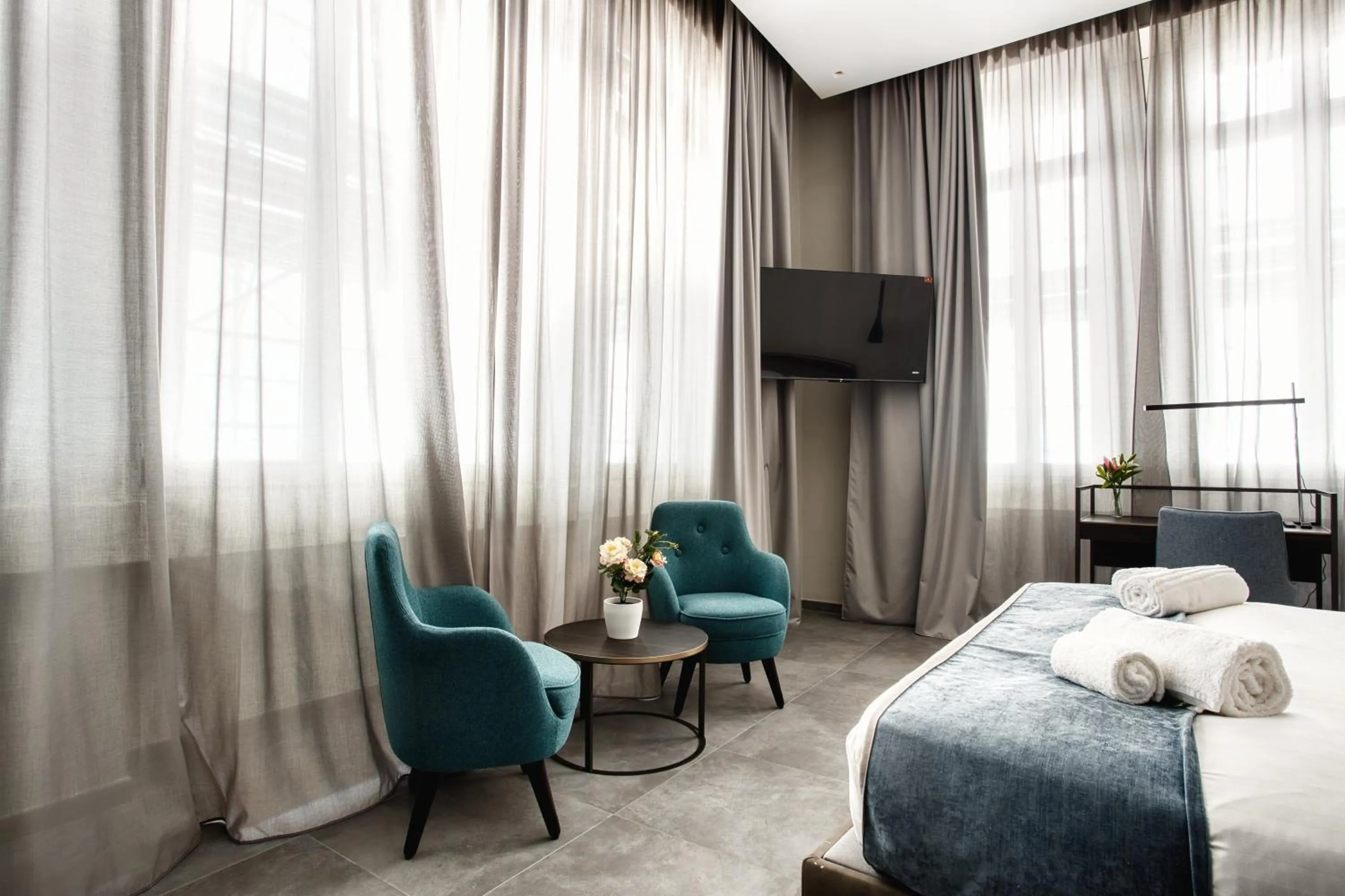 Bed in JOIVY Spadari