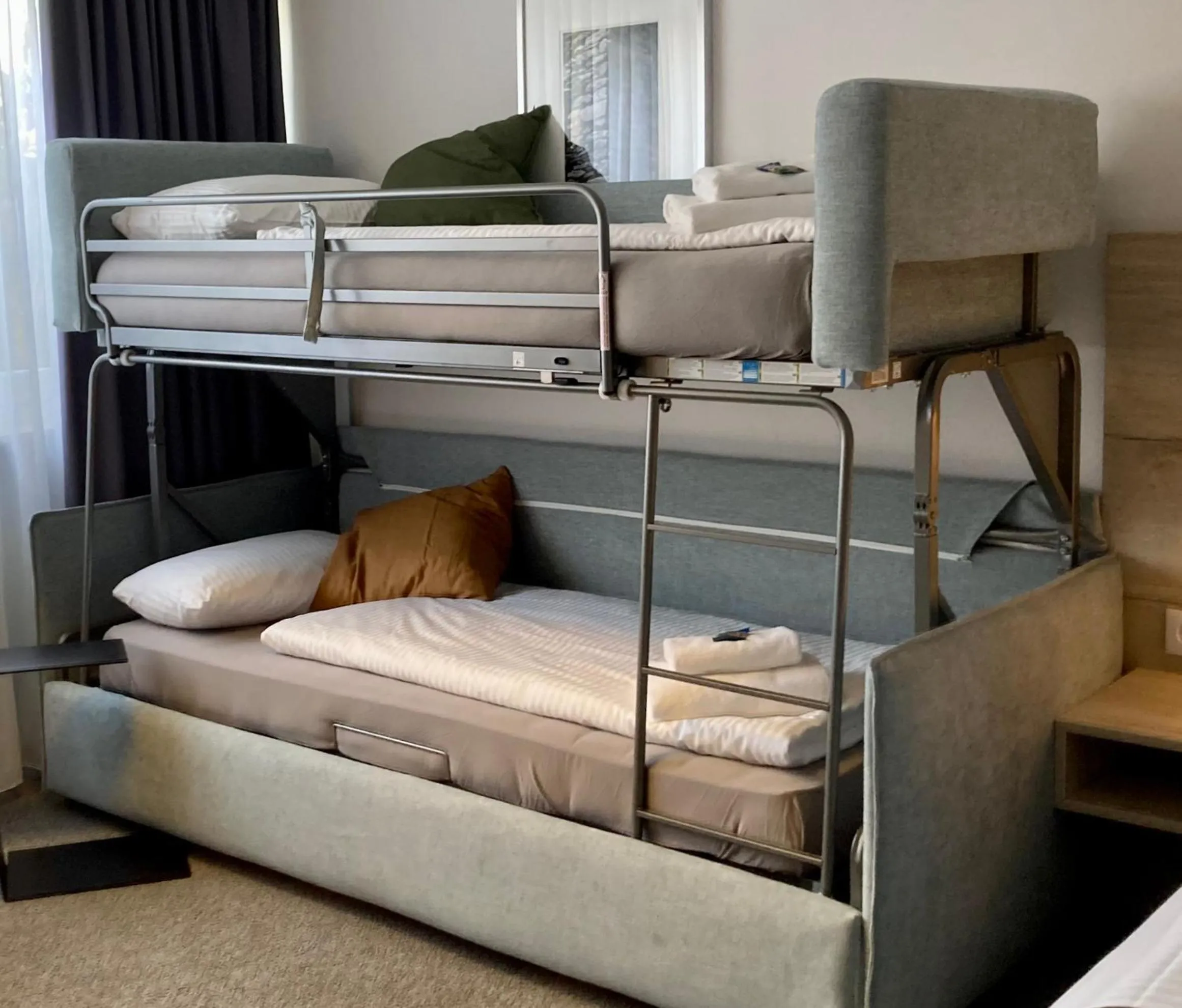 bunk bed, Bed in Best Western Hotel Kurfürst Wilhelm I.