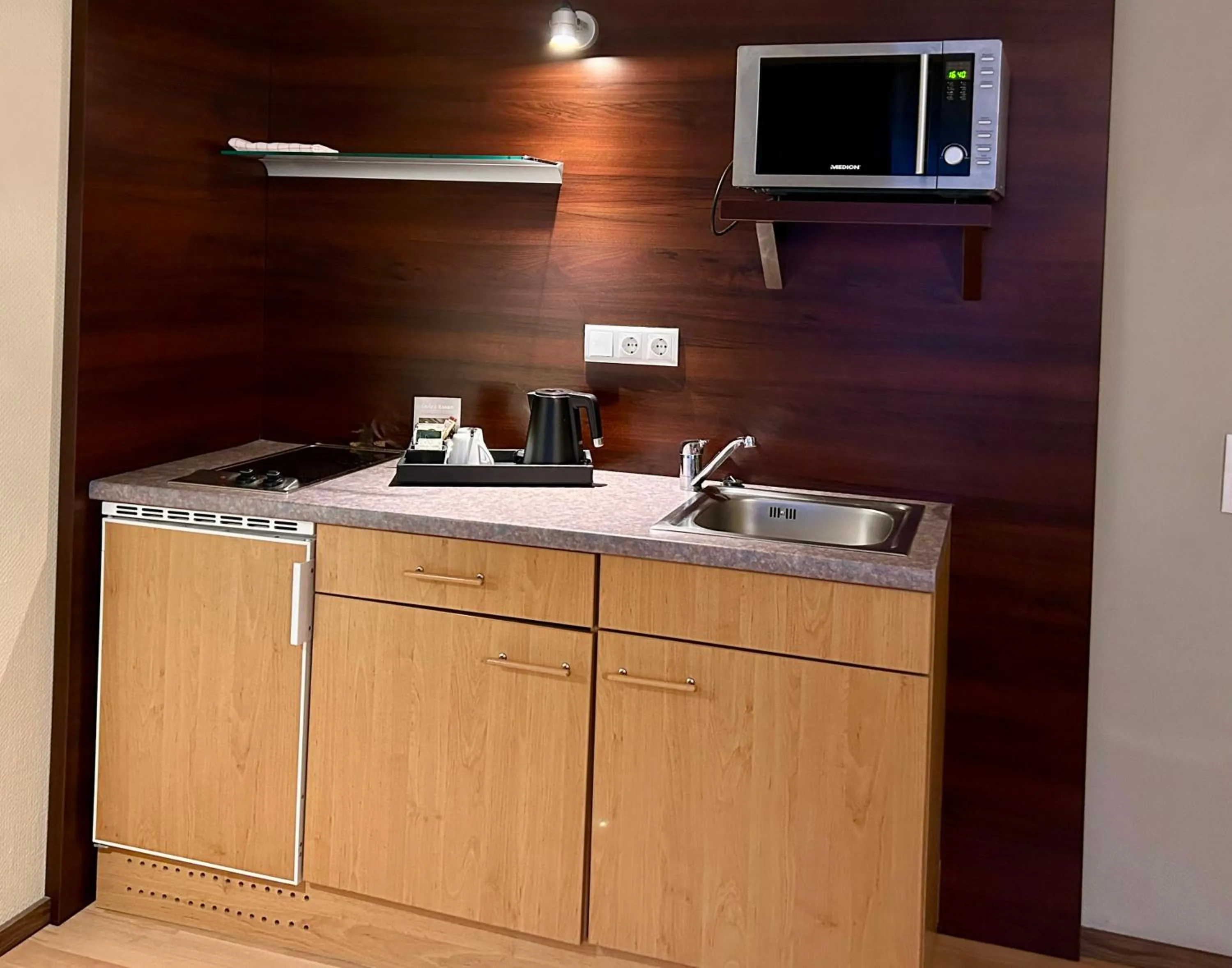 Coffee/tea facilities in Best Western Hotel Ambassador