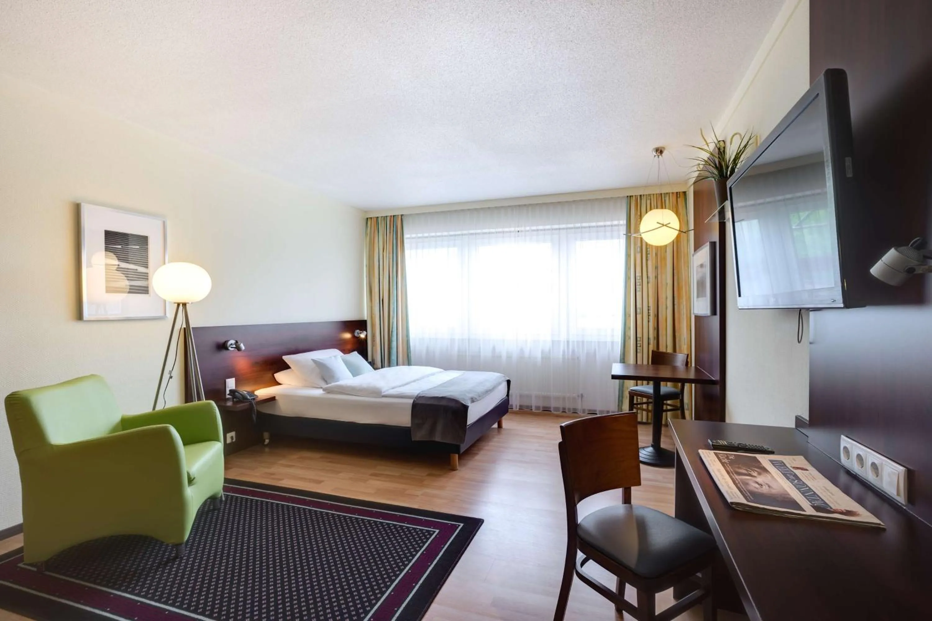 Photo of the whole room, Bed in Best Western Hotel Ambassador