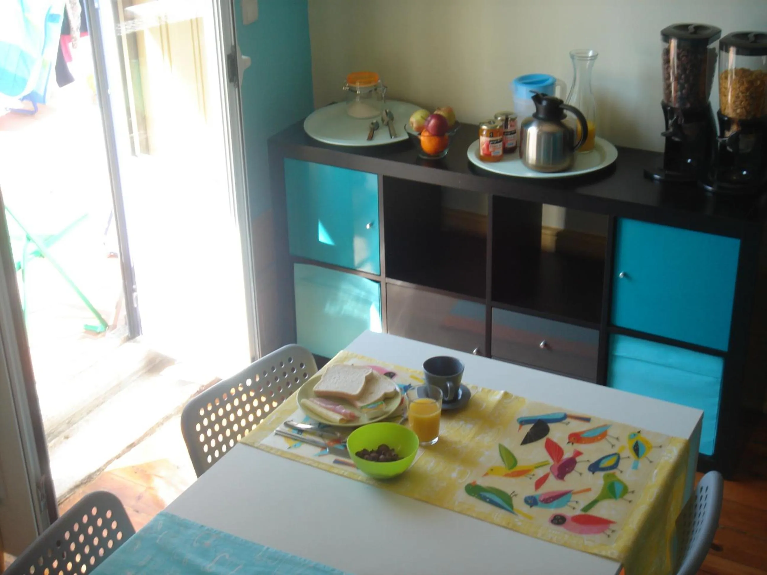 Breakfast in CoolHostel