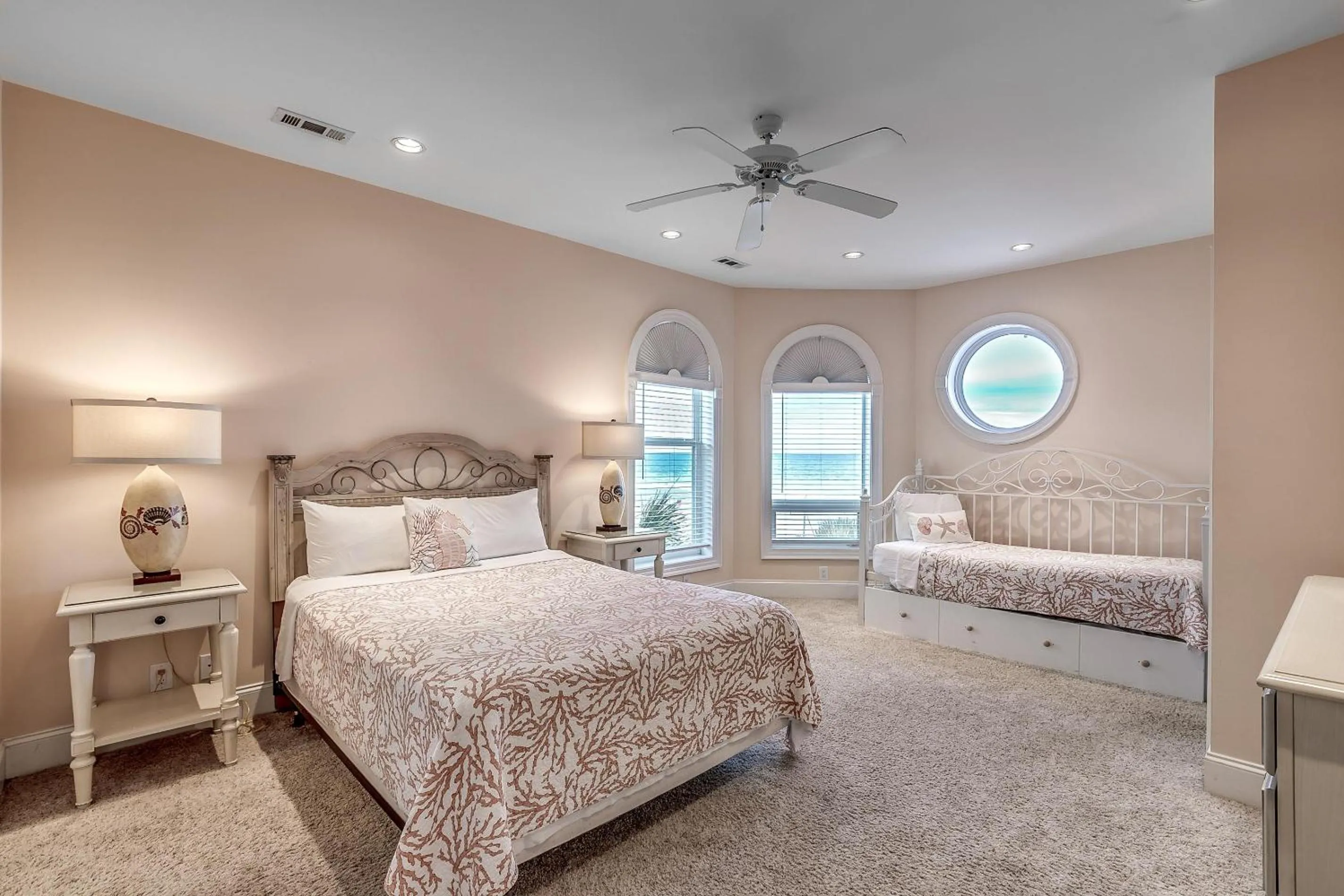 Bed in -Low Tide Too