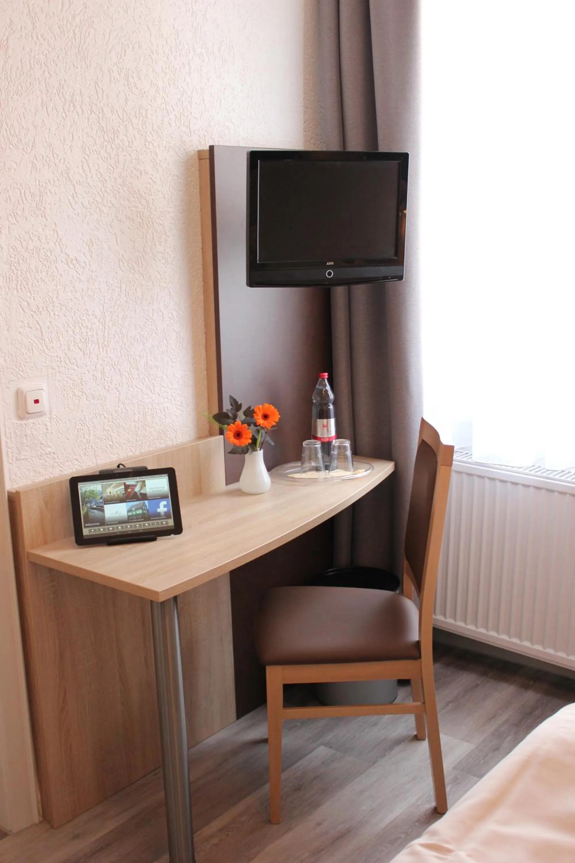 Bedroom, Bed in Hotel Restaurant Kromberg