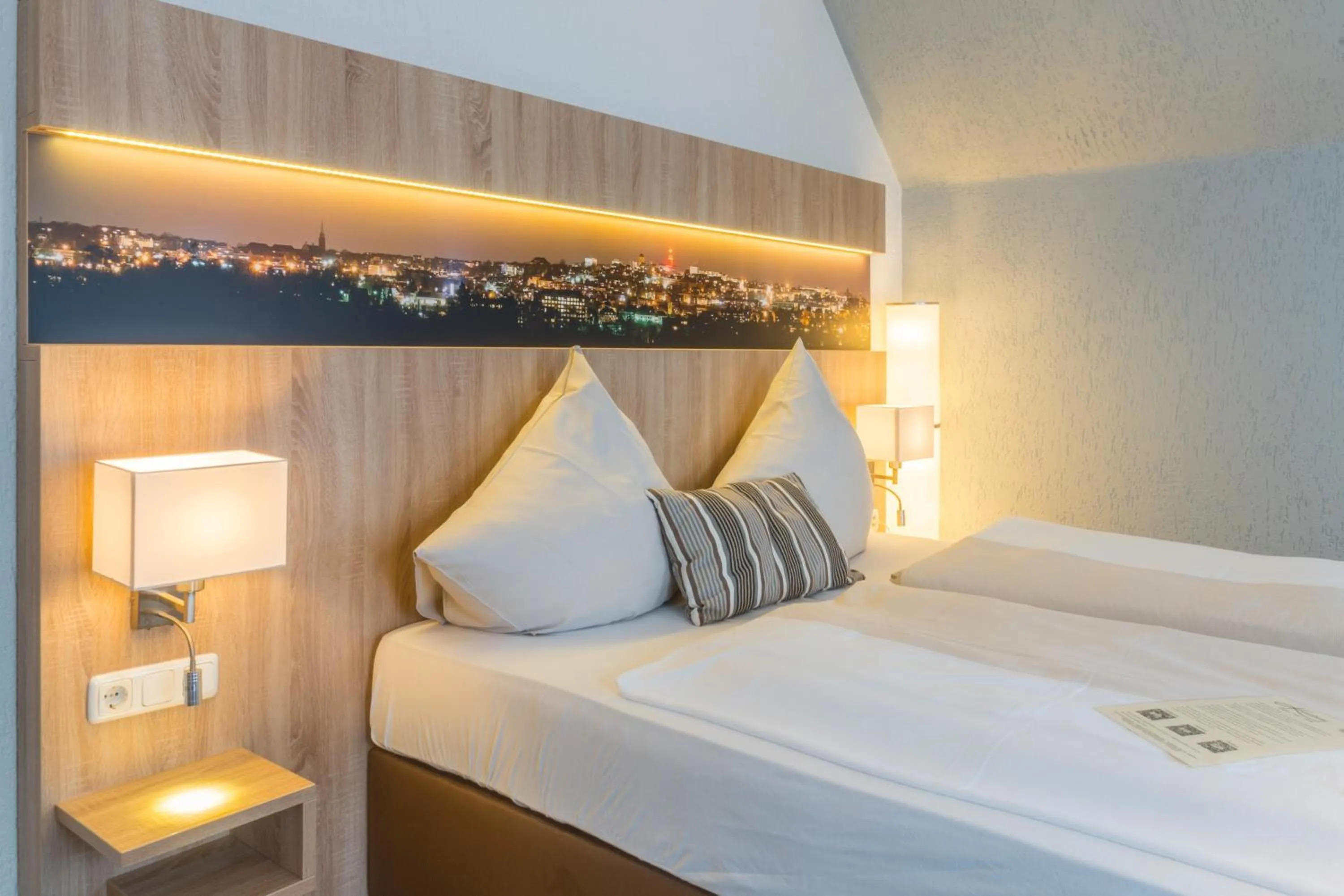 Photo of the whole room, Bed in Hotel Restaurant Kromberg