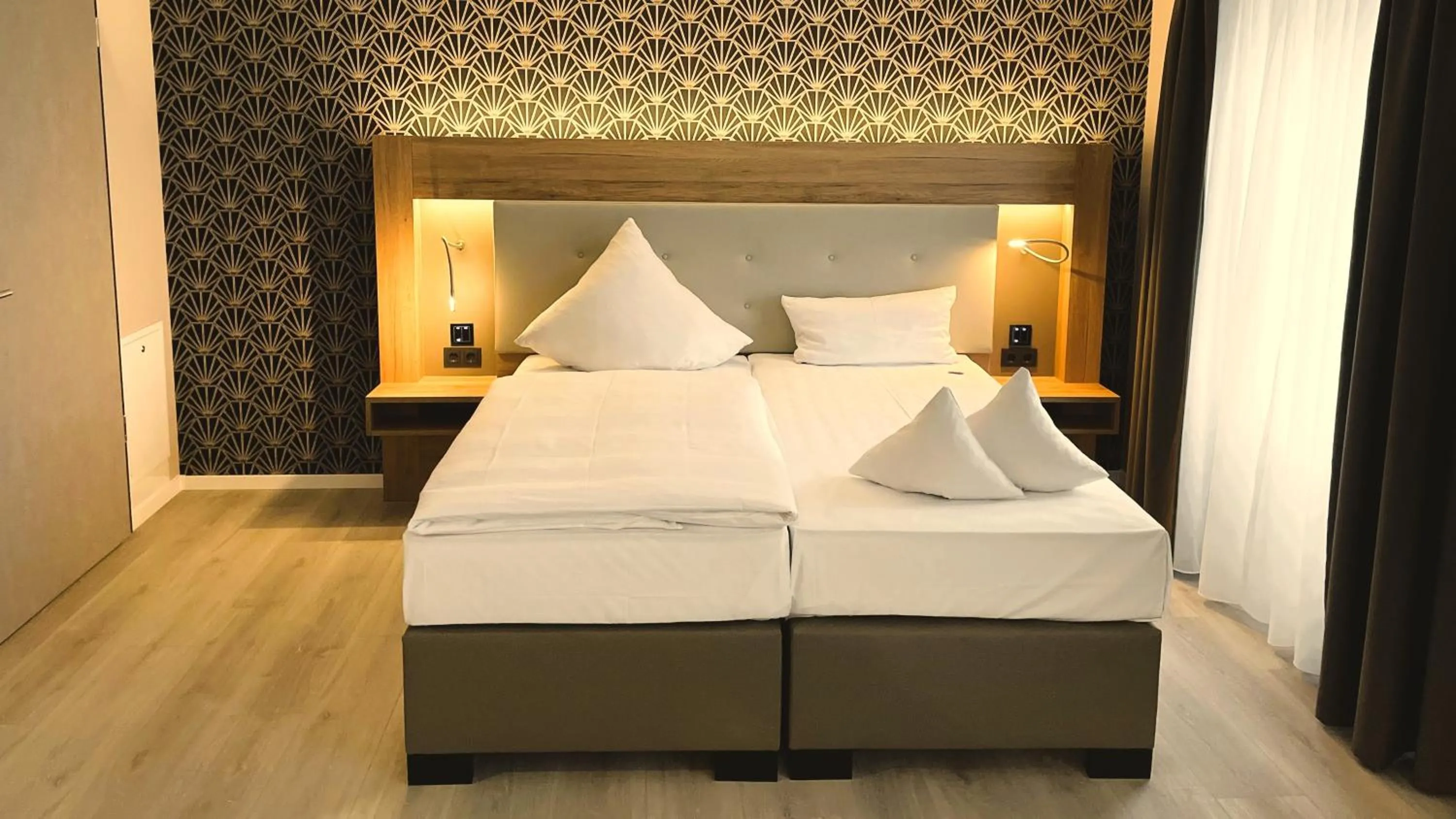 Photo of the whole room, Bed in Akzent Hotel Tietmeyer & Cross Side