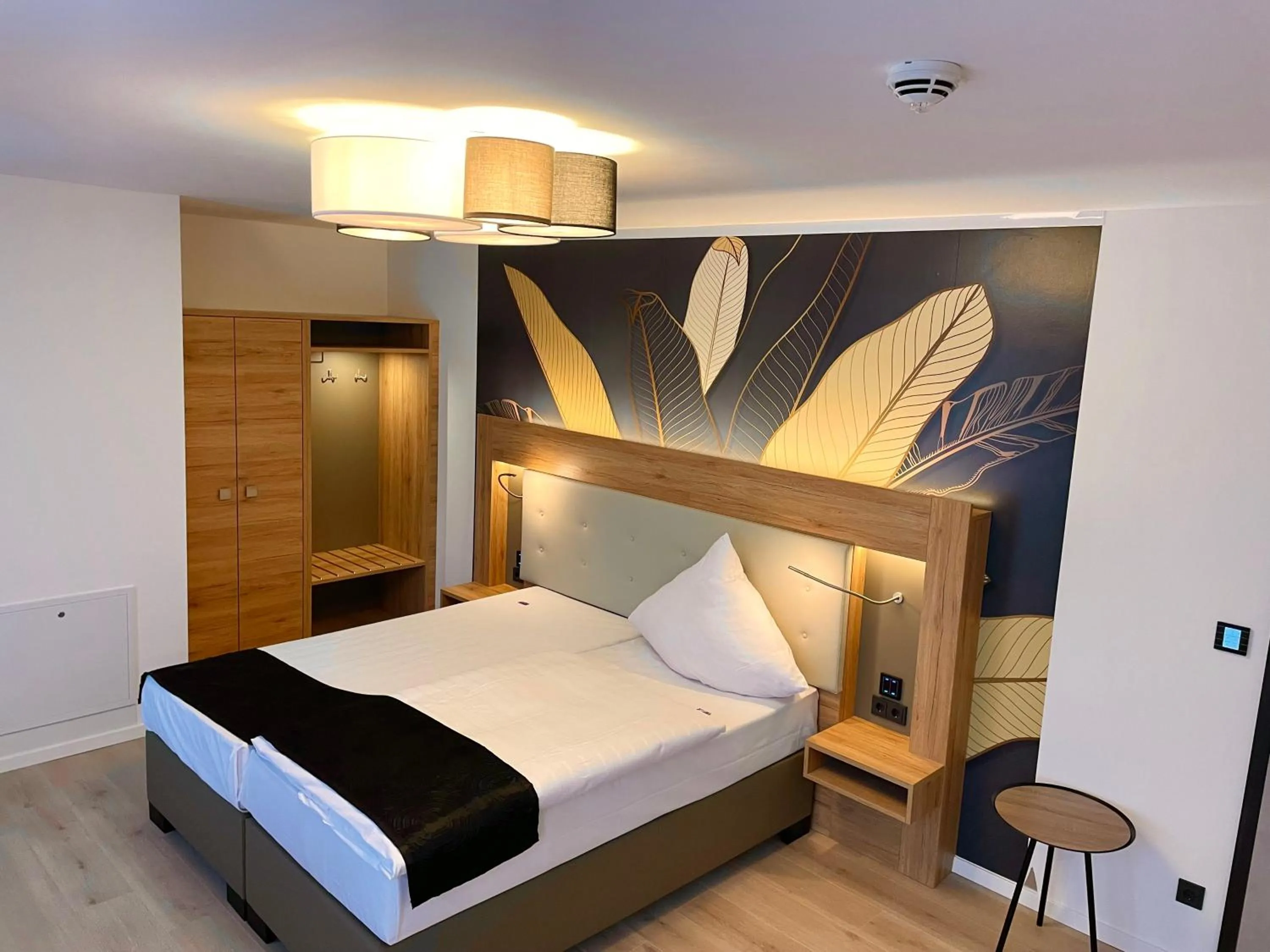 Photo of the whole room, Bed in Akzent Hotel Tietmeyer & Cross Side