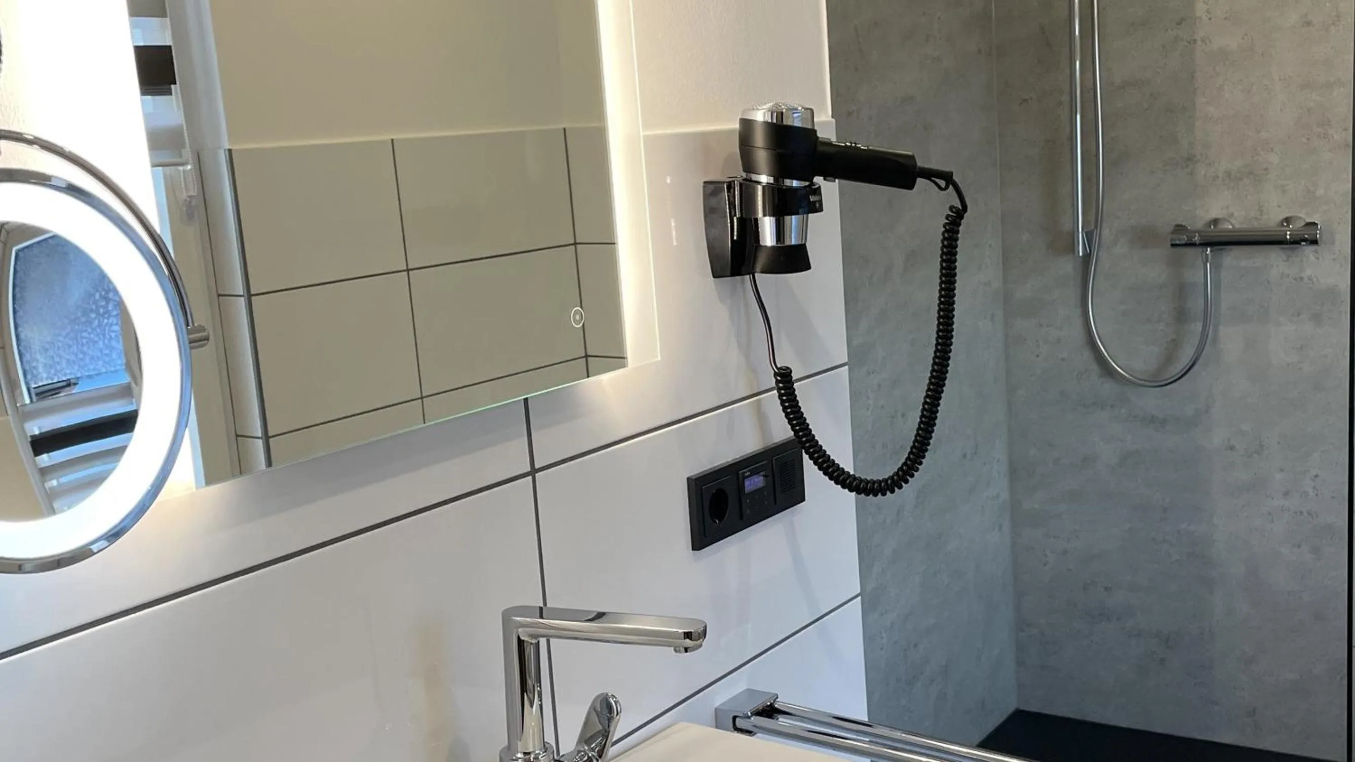 Bathroom in Akzent Hotel Tietmeyer & Cross Side