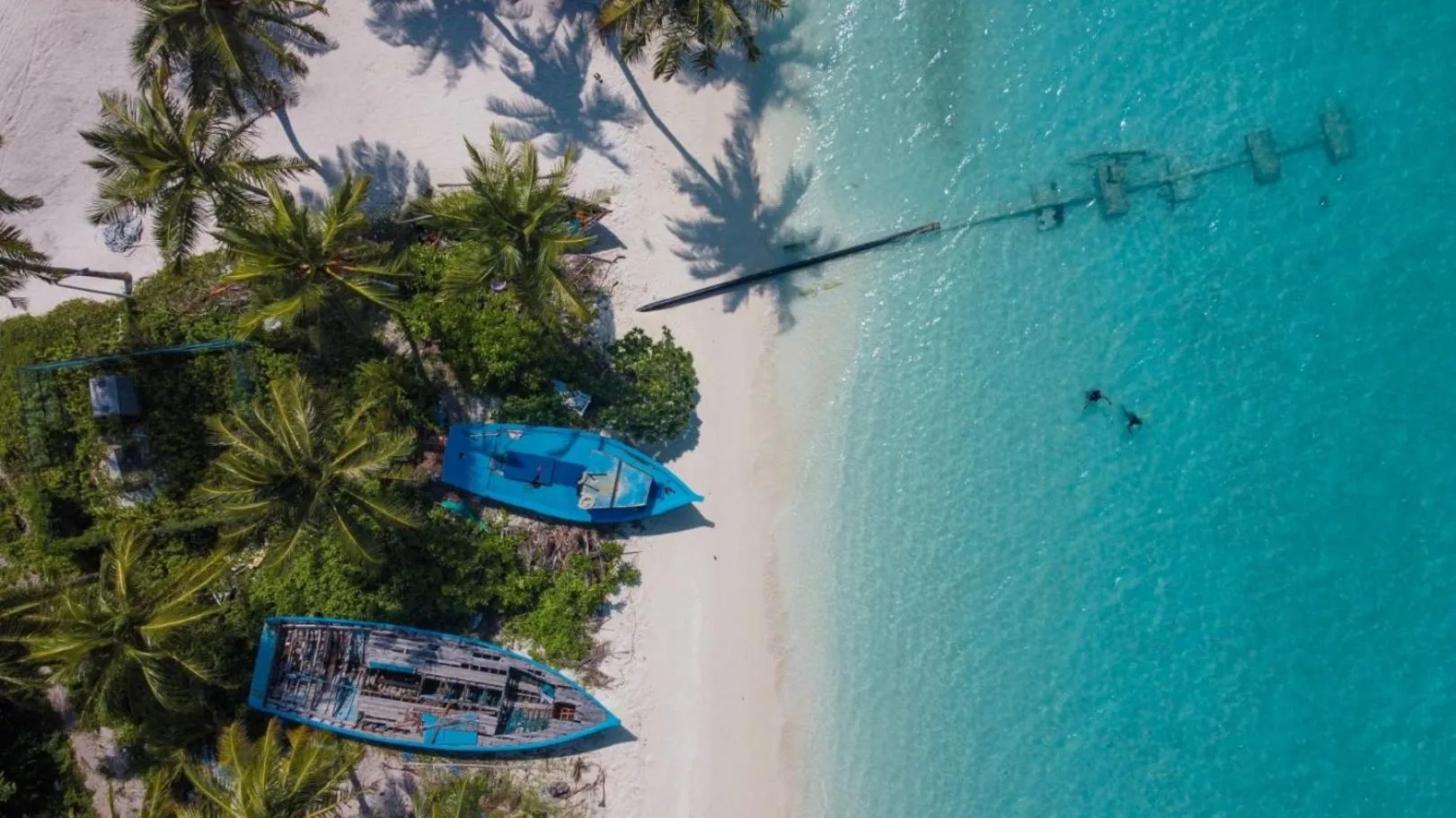 Beach in Viluveli Holiday Retreat