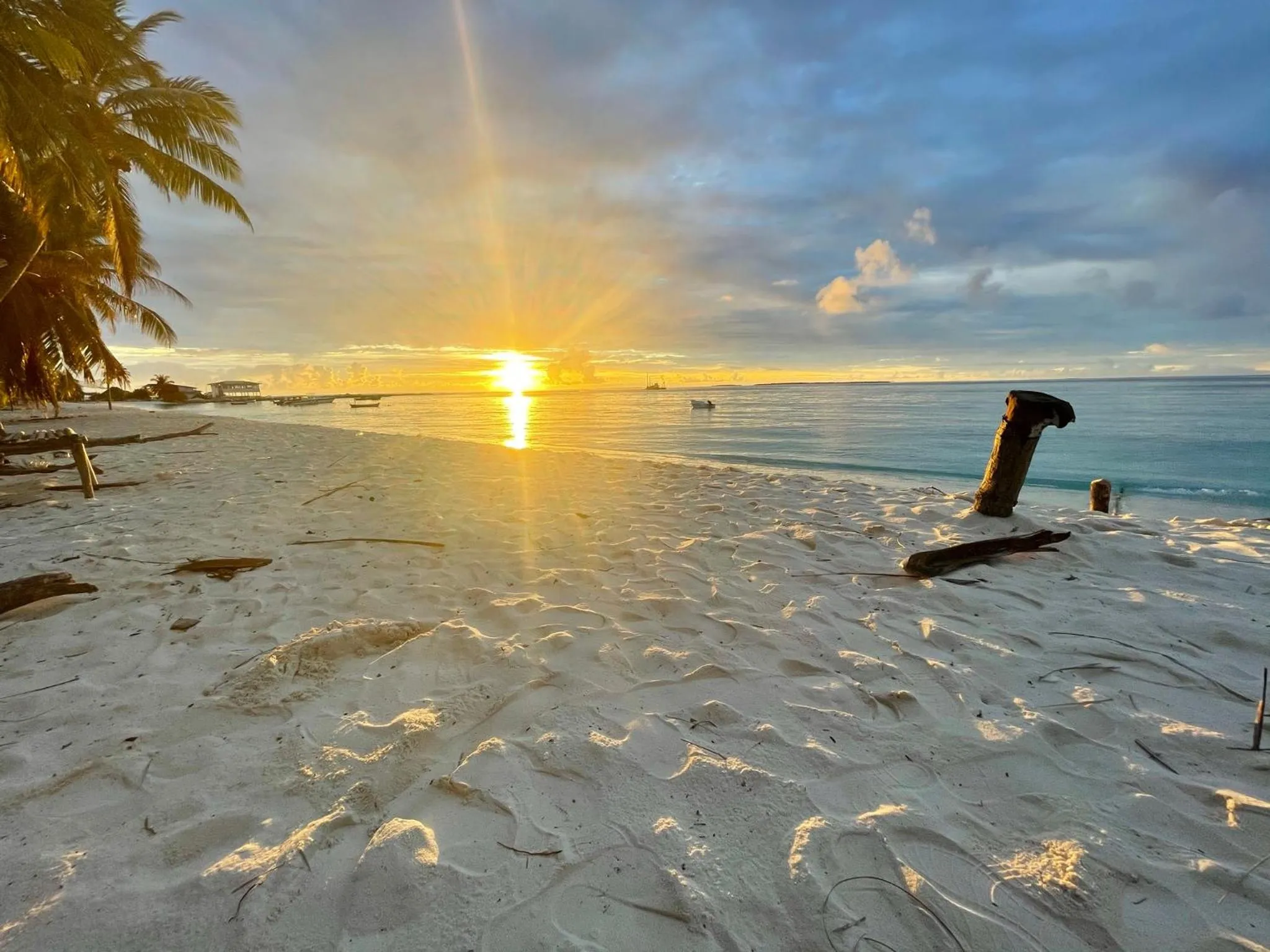 Sunset in Viluveli Holiday Retreat