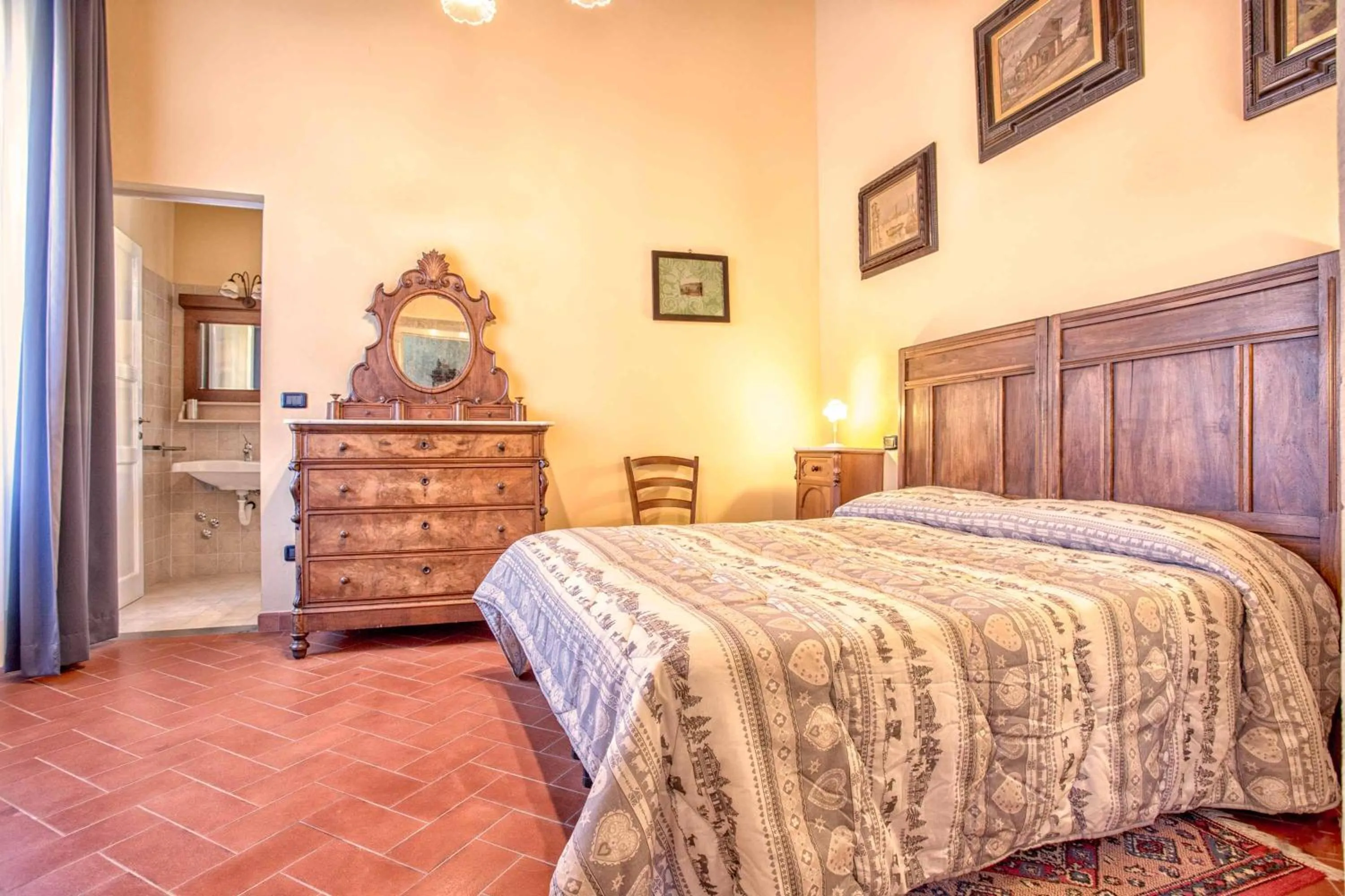 Bedroom, Bed in Villa Graziani