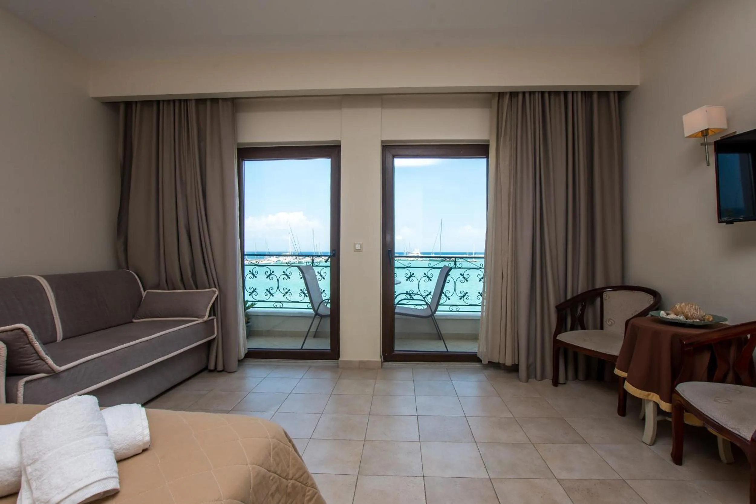 Seating area in Dali