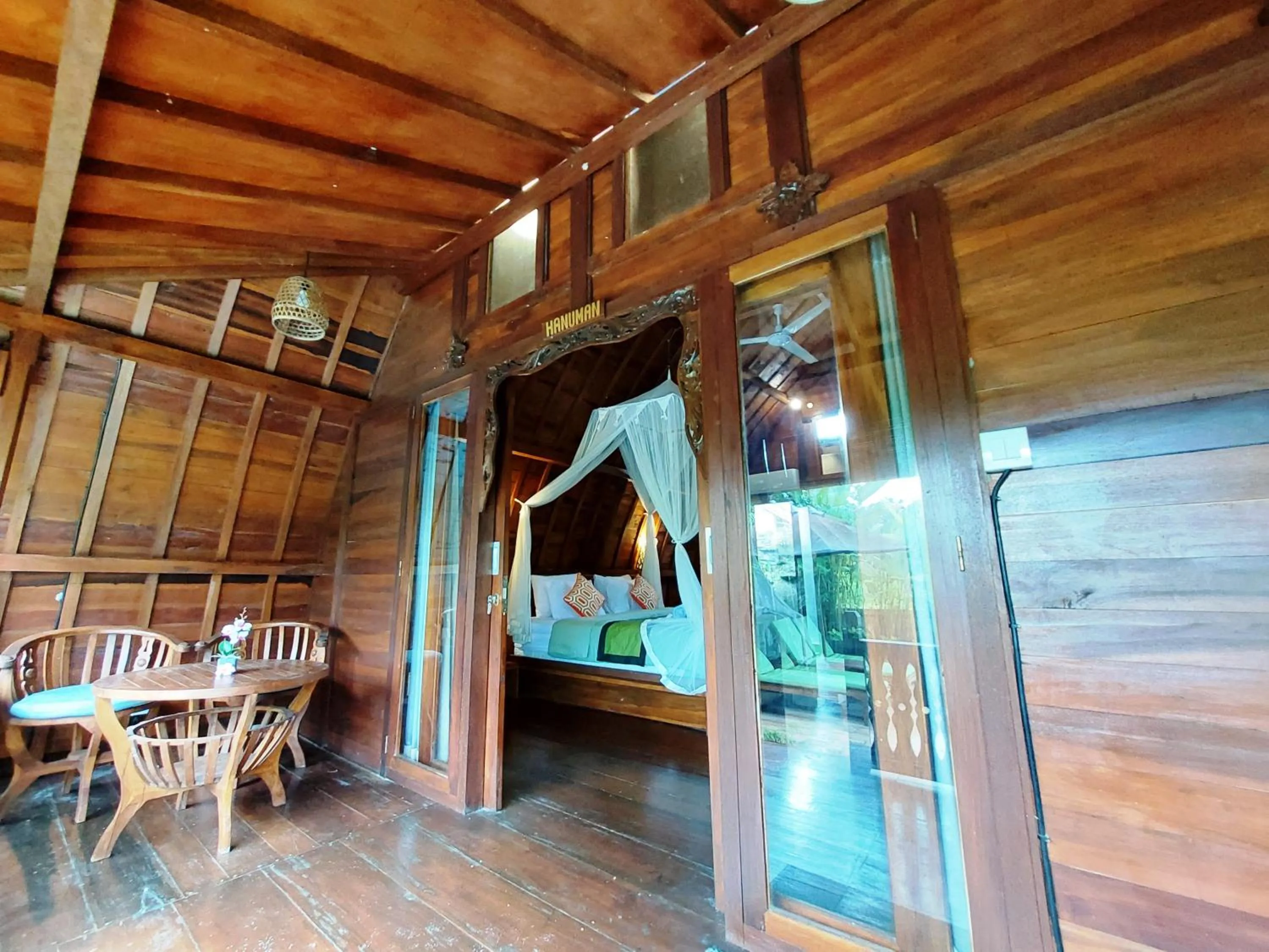 Patio in Shivananda Antique Villas by EPS