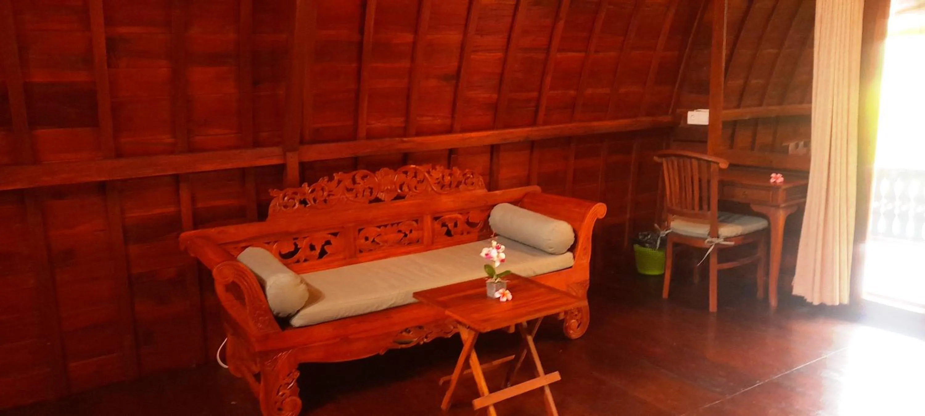 Living room in Shivananda Antique Villas by EPS