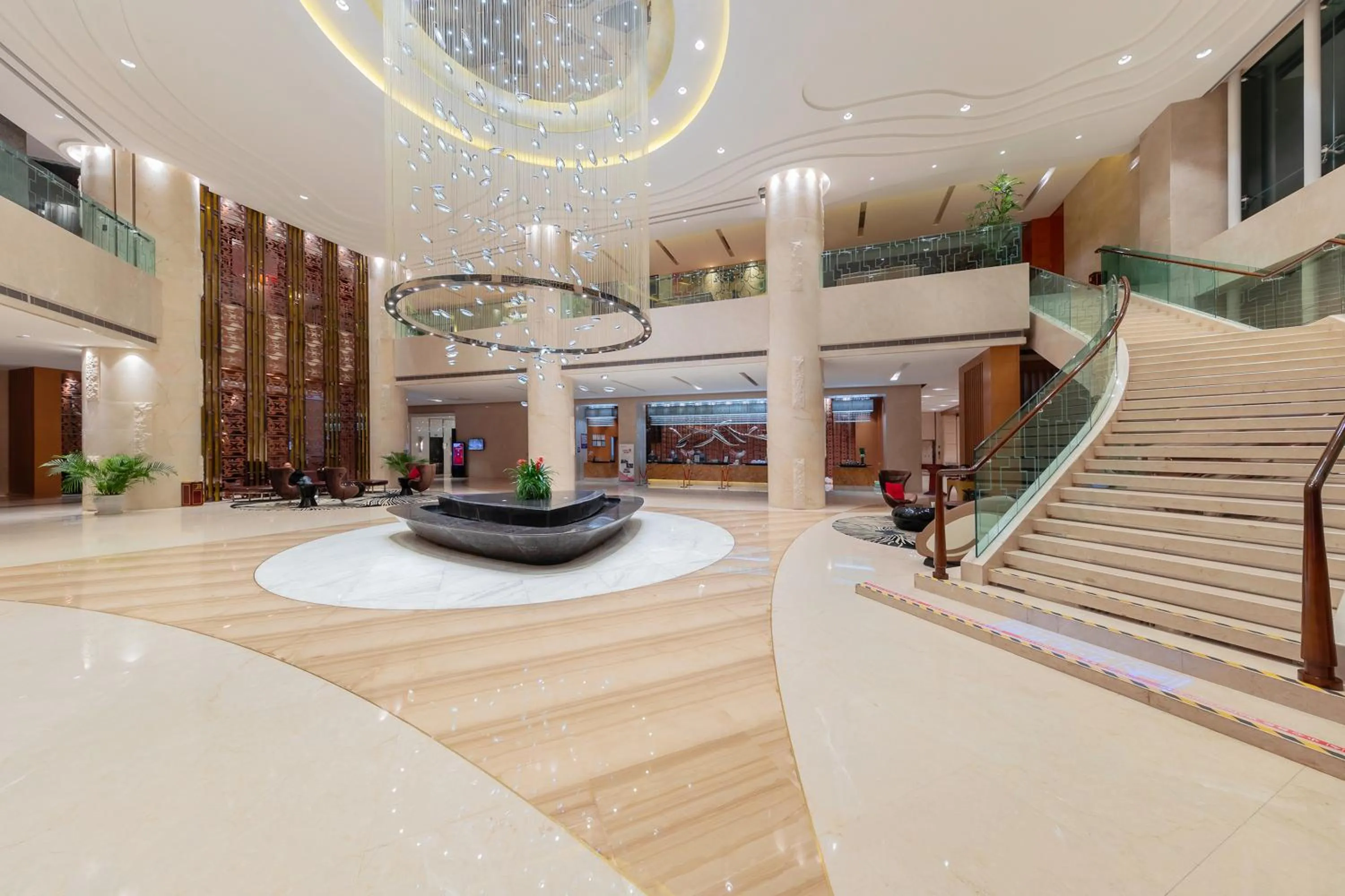 Lobby or reception in Movenpick Hotel Enshi