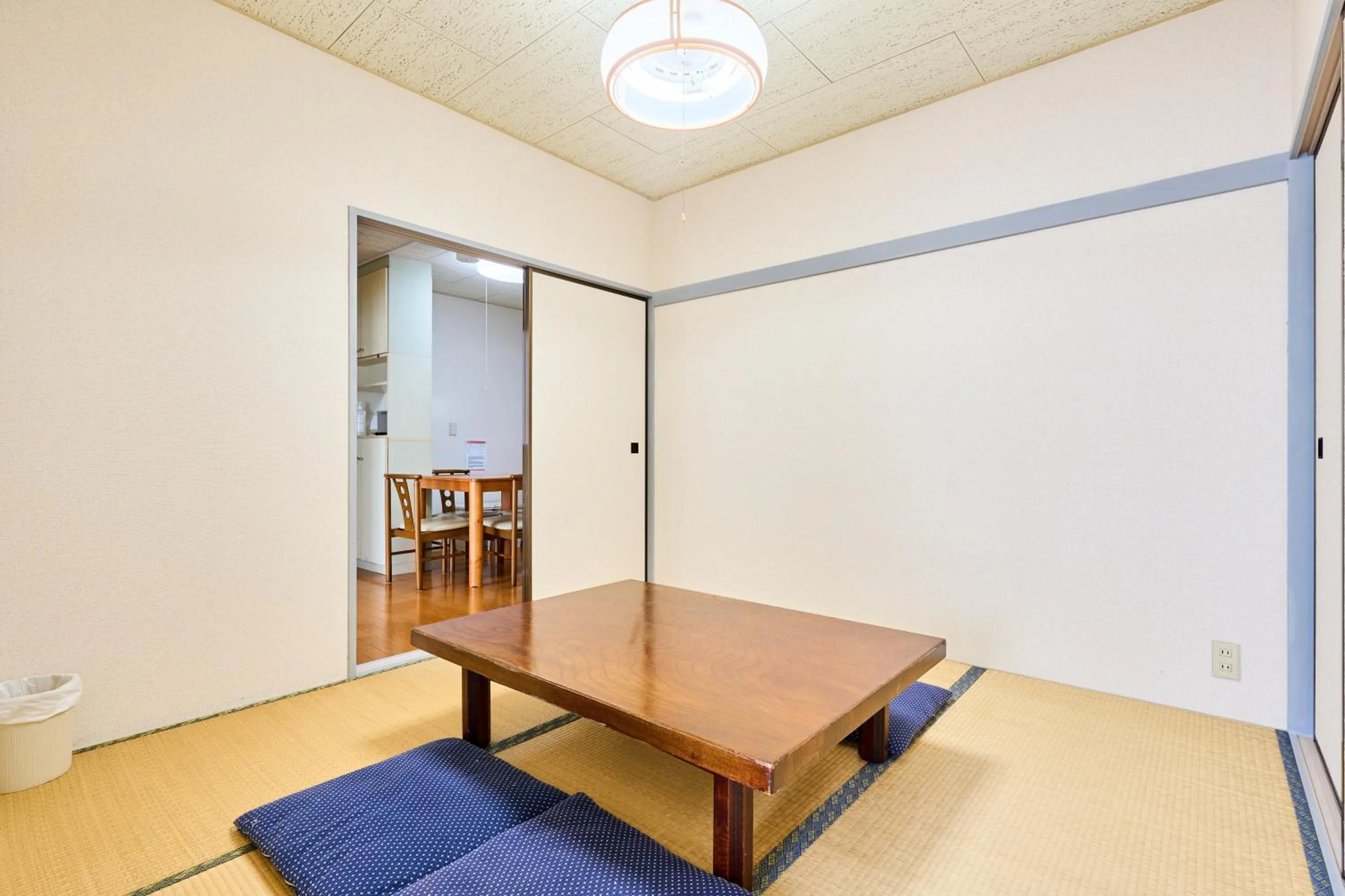 Enoshima Apartment Hotel