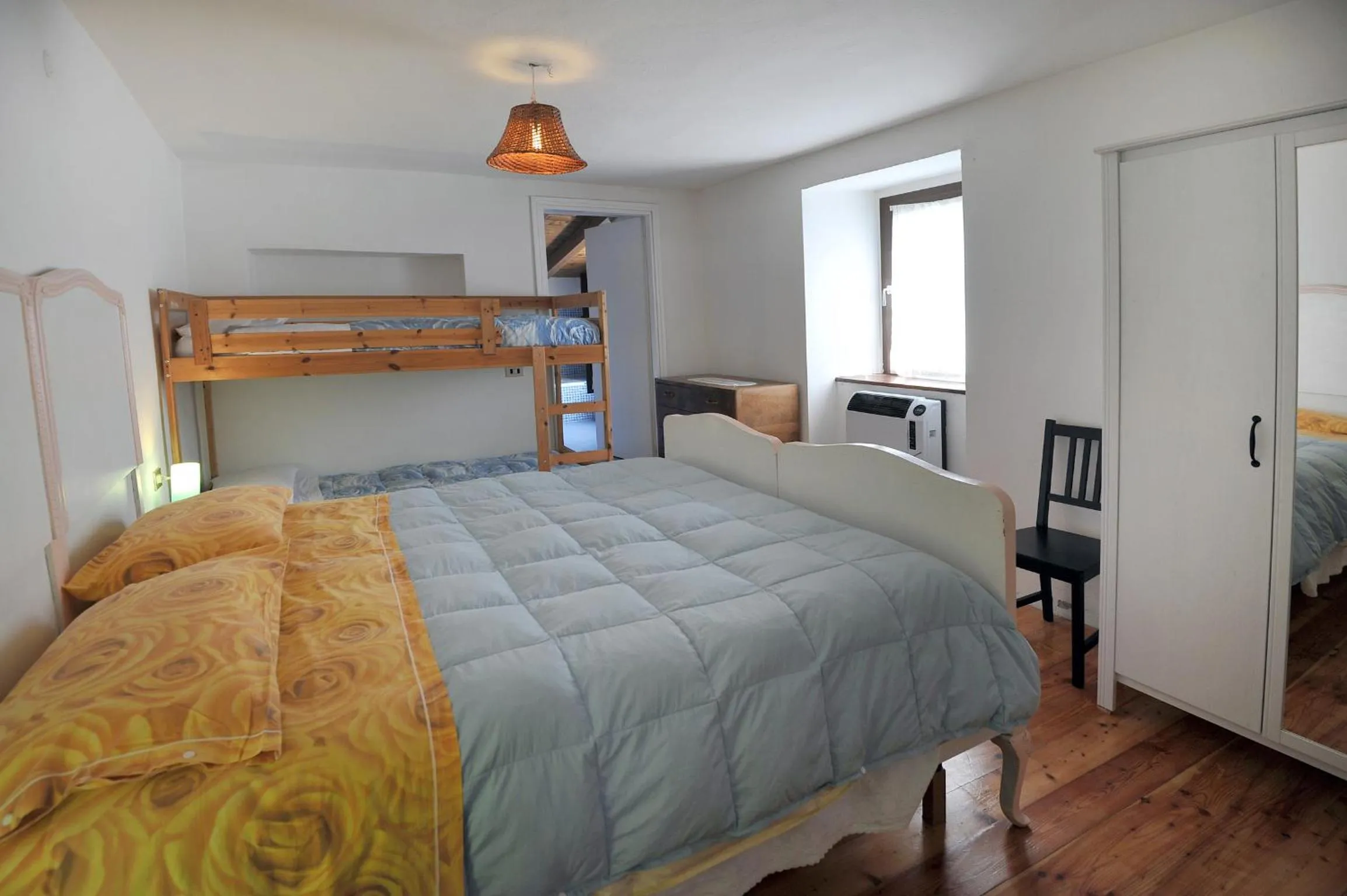 Bedroom, Bed in B&B Rocca di Bajedo