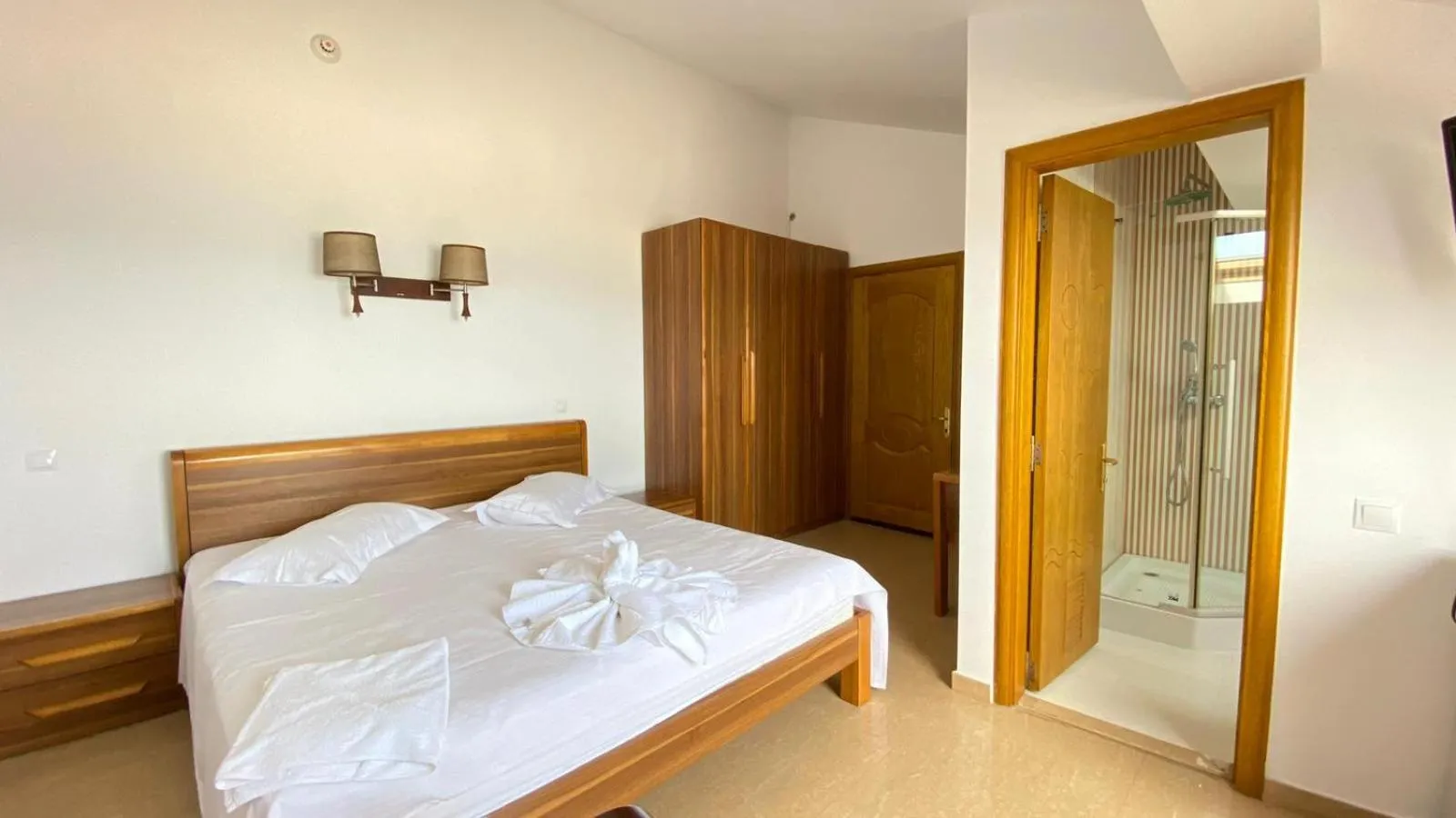 Bed in Sor Inn Holiday