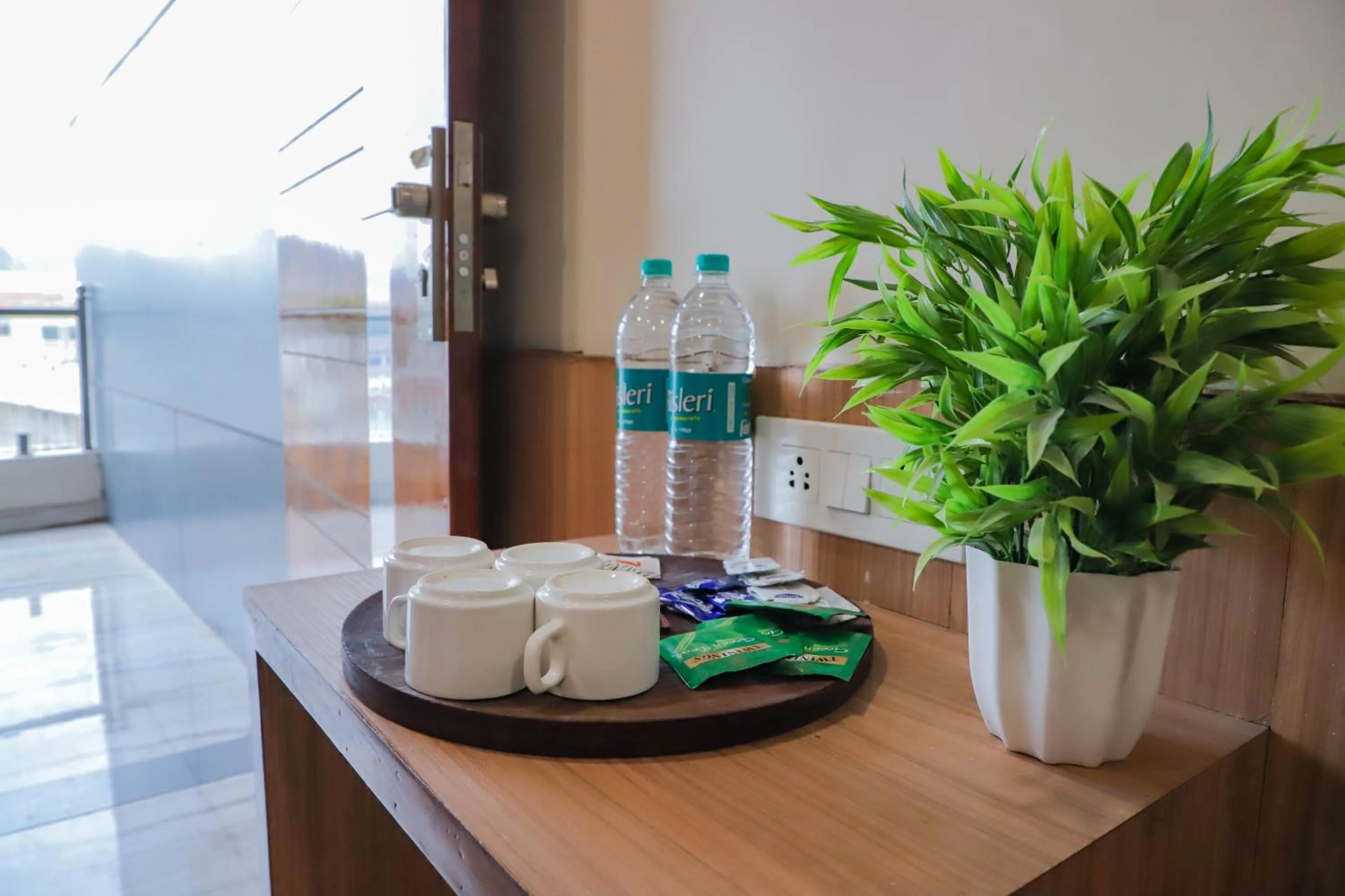 Coffee/tea facilities in Komal Inn
