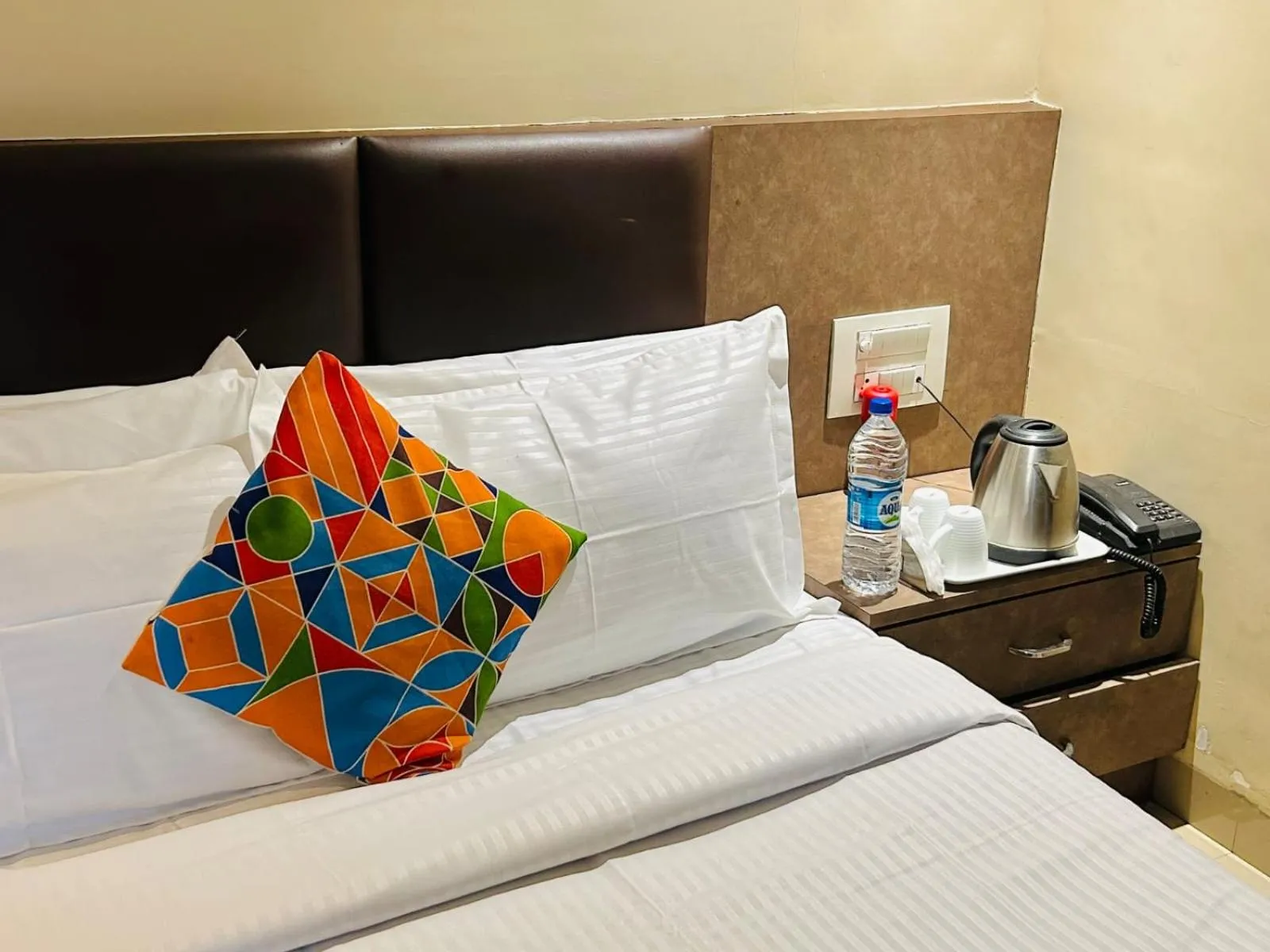 Bedroom, Bed in Hotel West Inn-Near Mumbai International Airport