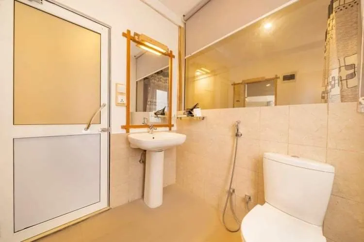 Shower in 3 Arch Resort Ella