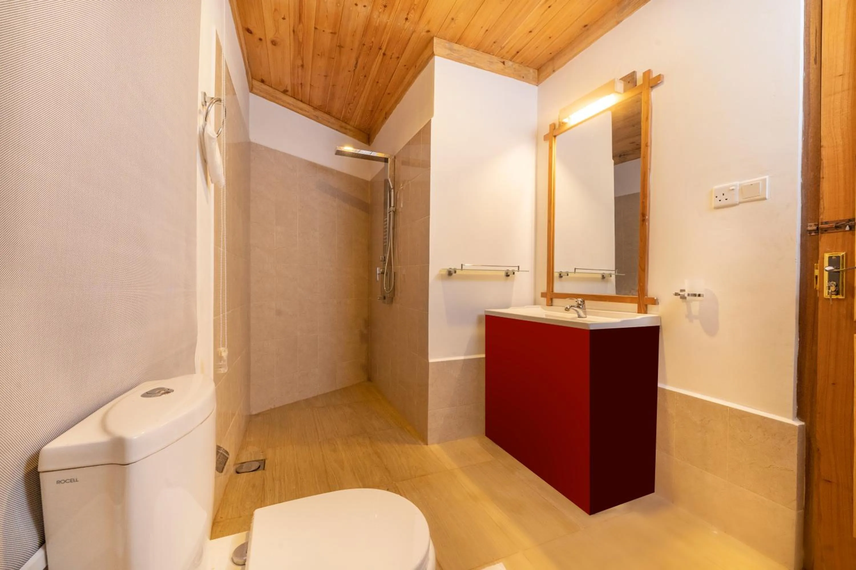 Shower in 3 Arch Resort Ella