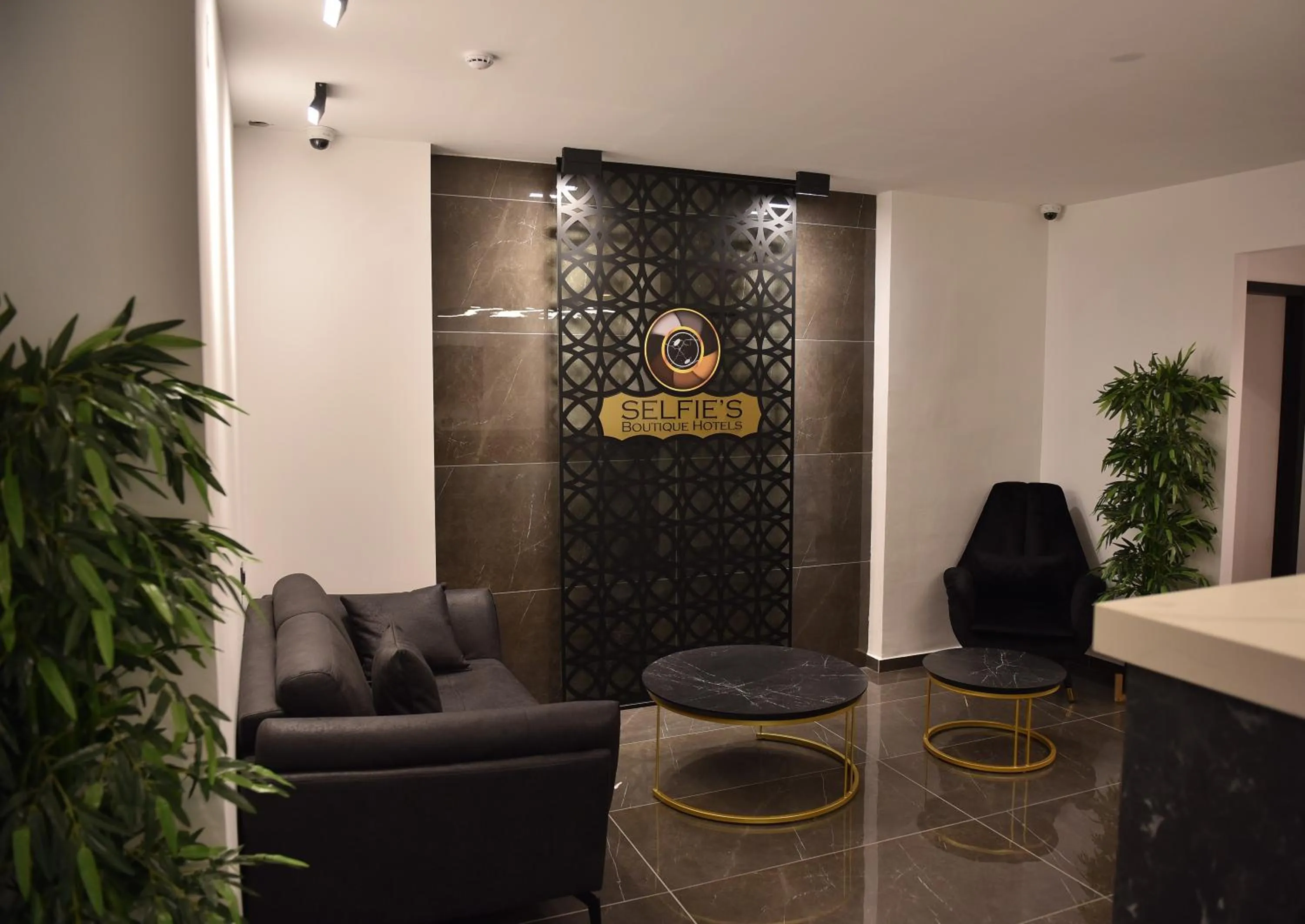 Selfie's Boutique Hotel