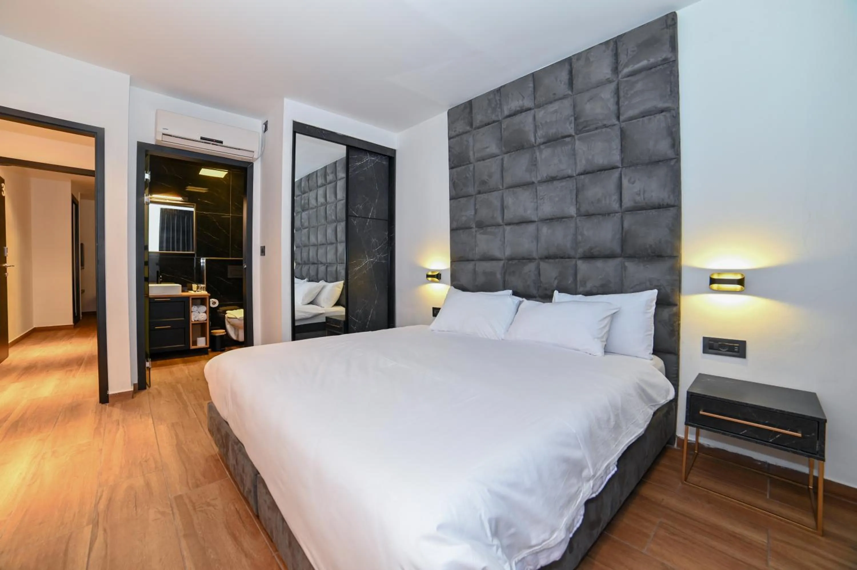 Bed in Selfie's Boutique Hotel