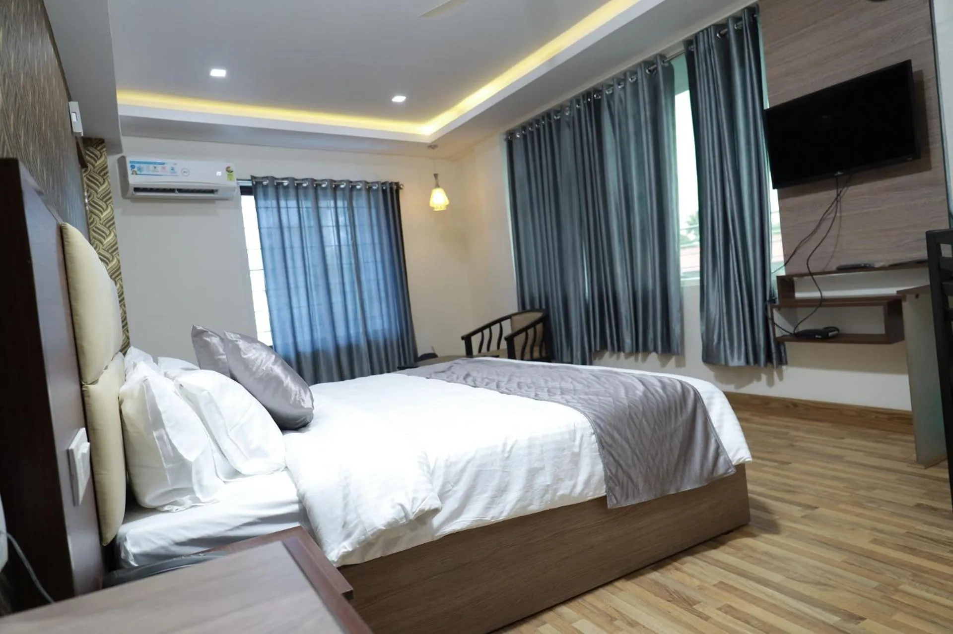 Bedroom, Bed in OLESSIA HOTEL