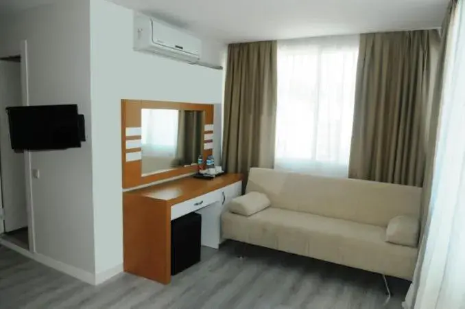 Double Room with Sea View - single occupancy in HEAVEN BEACH OTEL Double Room with Sea View - single occupancy in HEAVEN BEACH OTEL