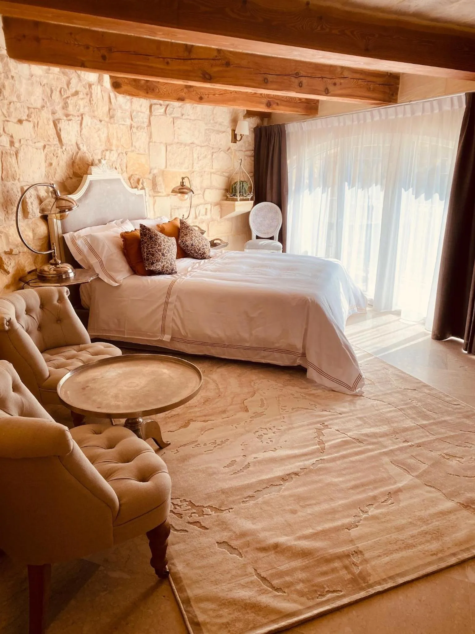 Bed in Lulu Boutique Hotel