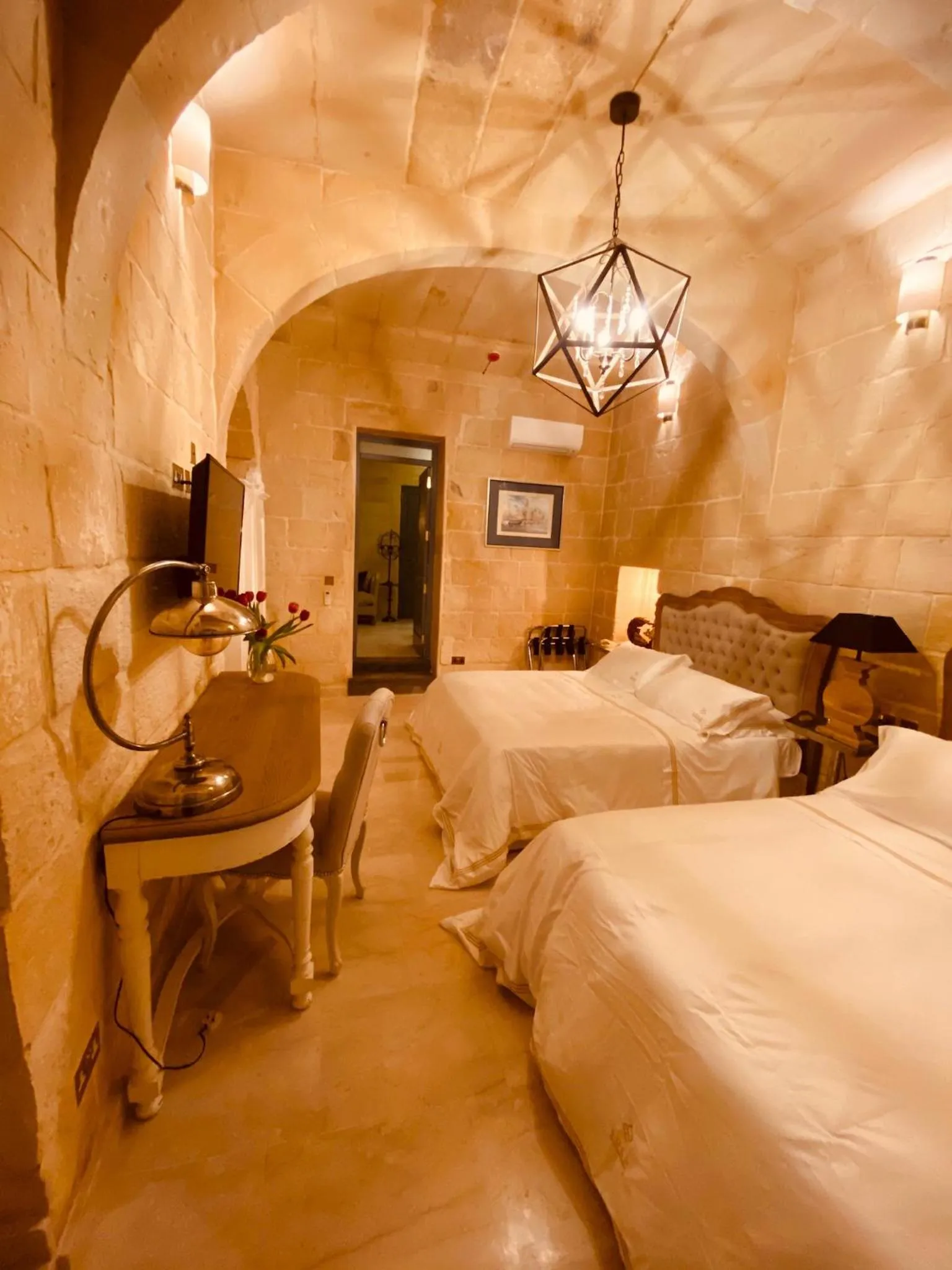 Photo of the whole room, Bed in Lulu Boutique Hotel