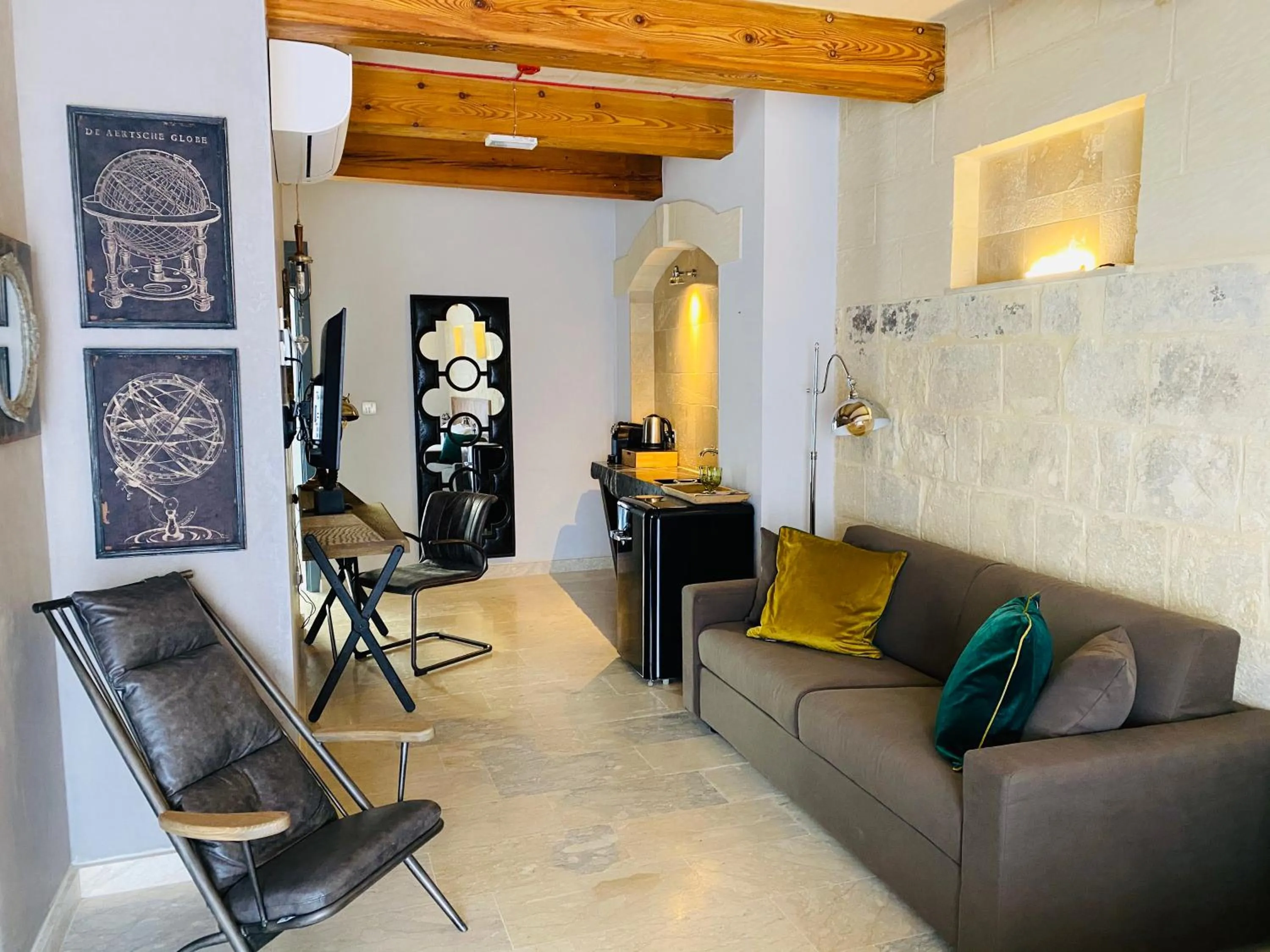 Seating area in Lulu Boutique Hotel