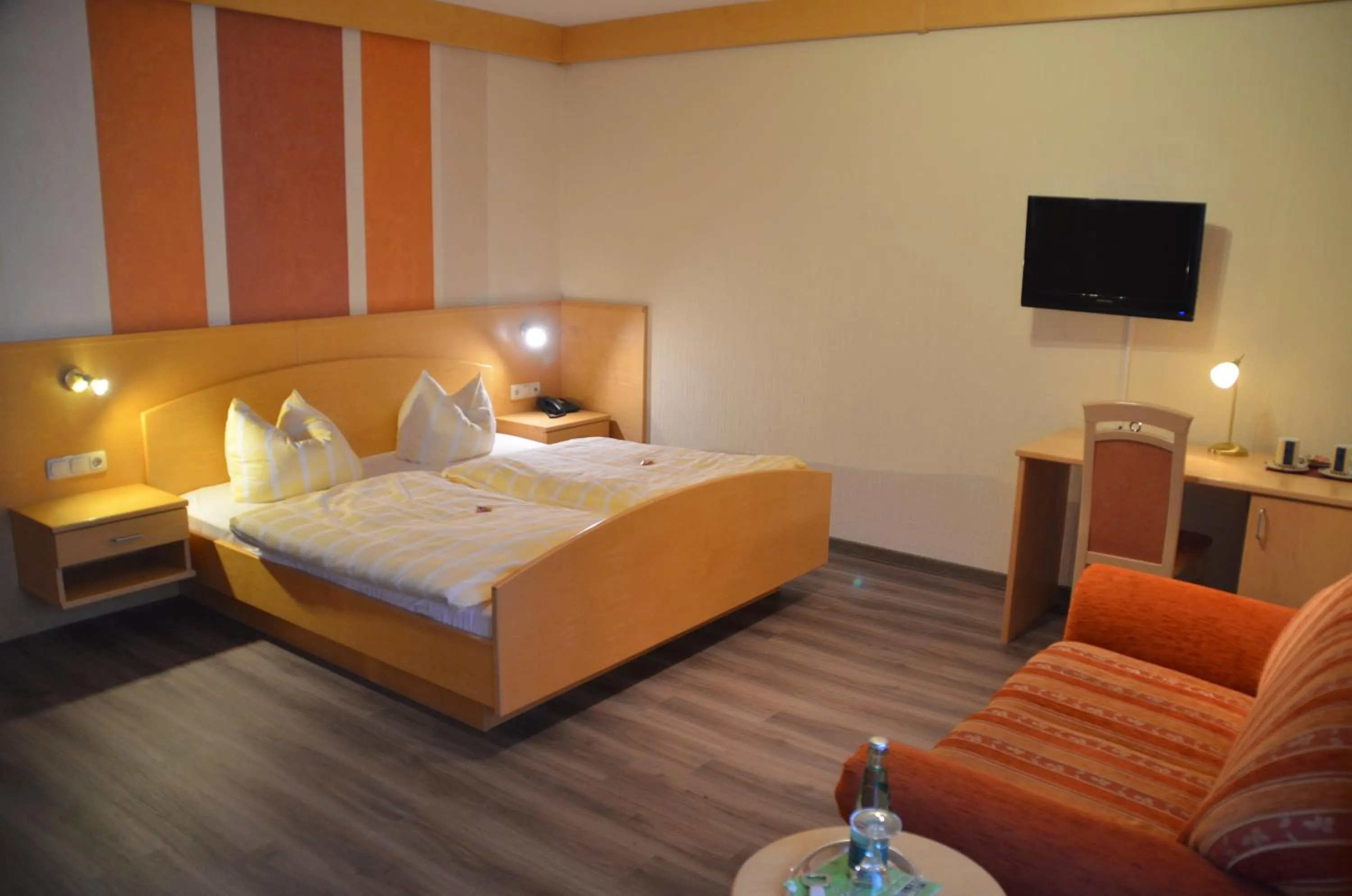 Bed in Hotel Königsteiner Hof