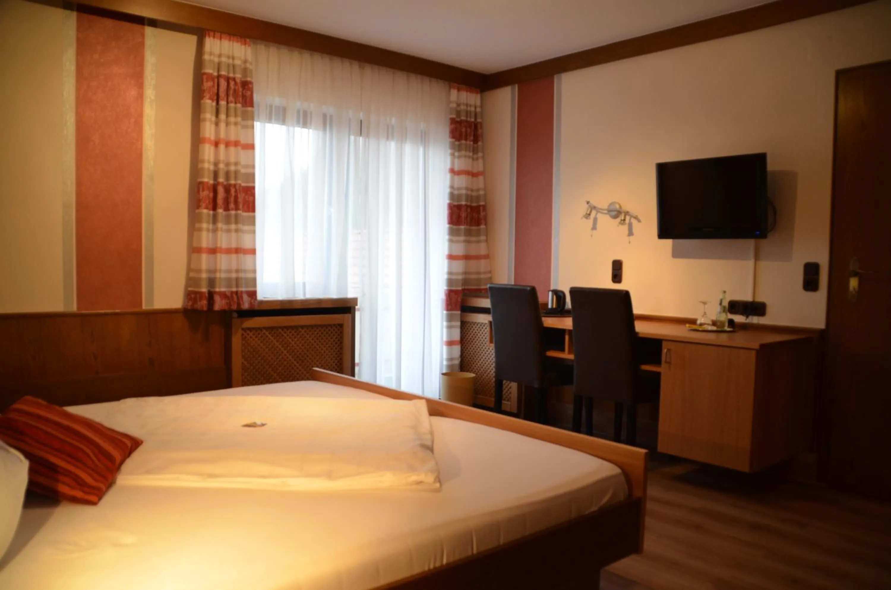 Bed in Hotel Königsteiner Hof