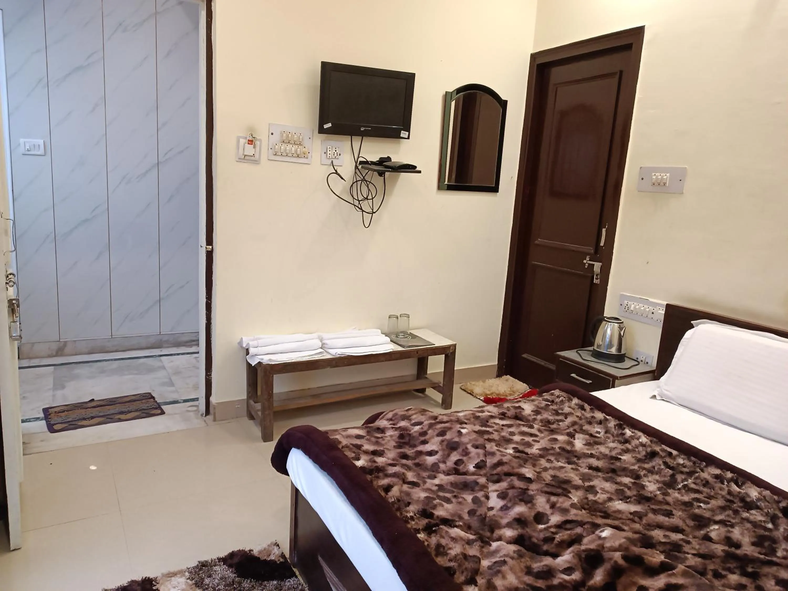 Photo of the whole room, Bed in Hotel Orange Classic