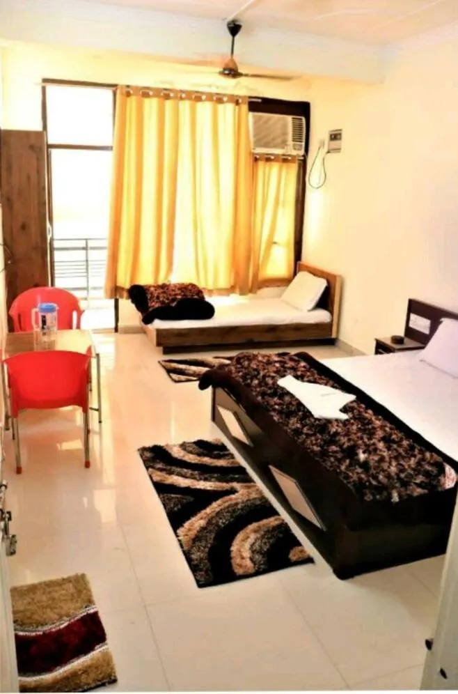 Photo of the whole room, Bed in Hotel Orange Classic