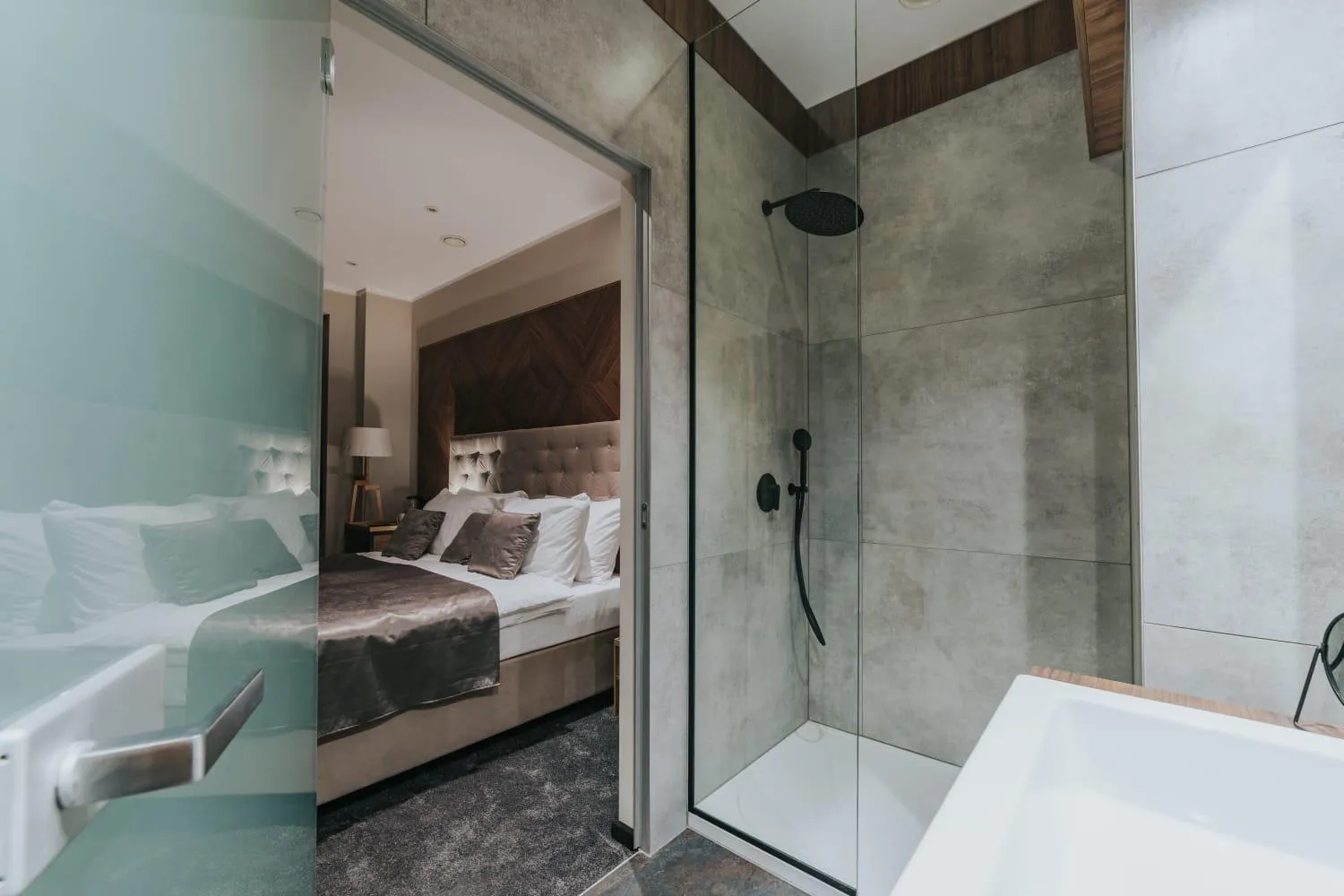 Shower in Ilica Luxury Center