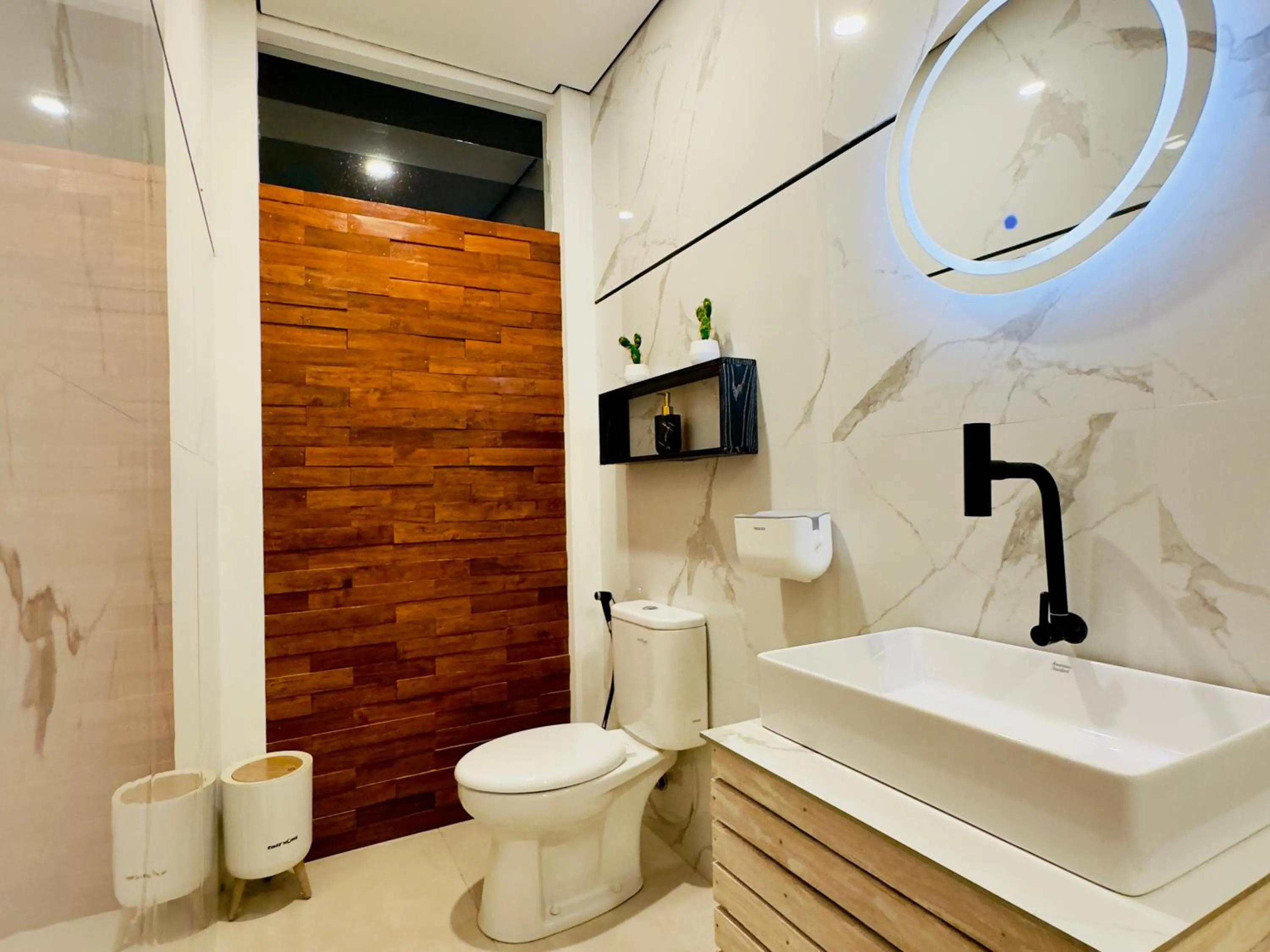 Toilet in Tamalia House