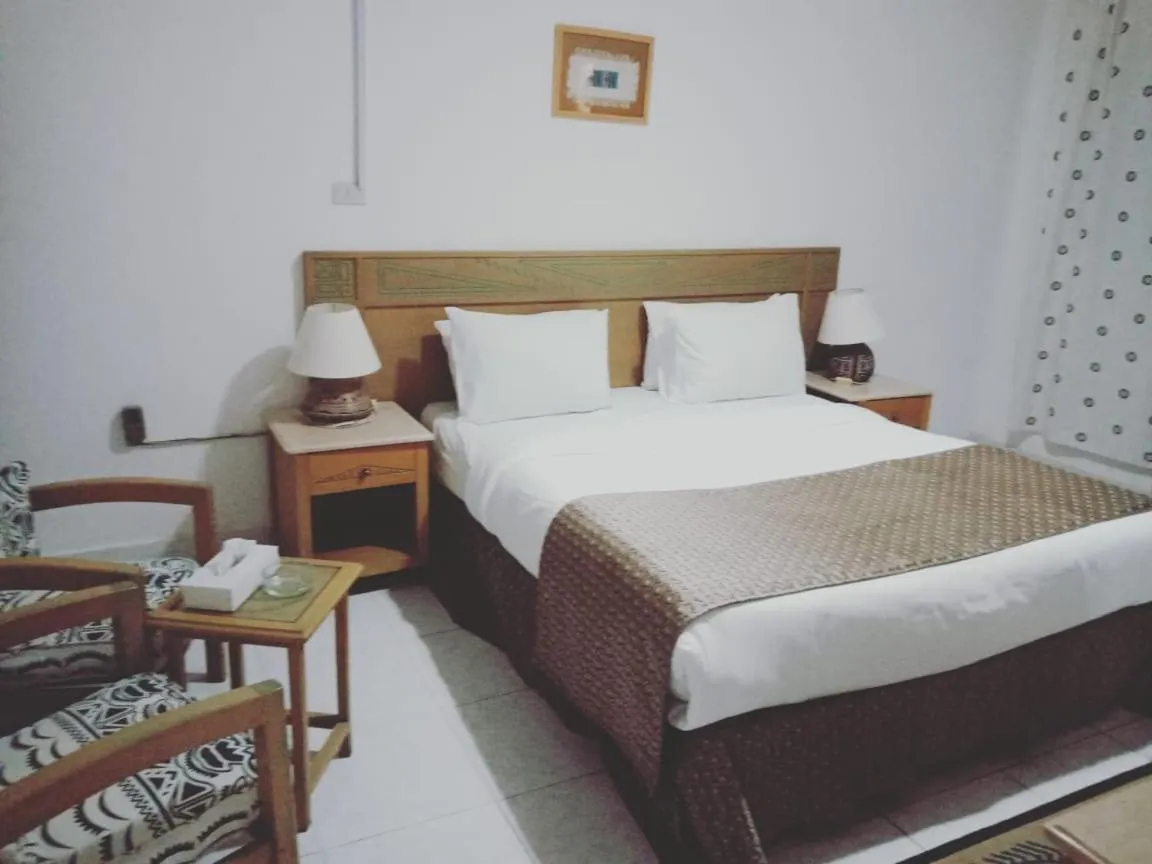 Bed in Green Leaves Hotel