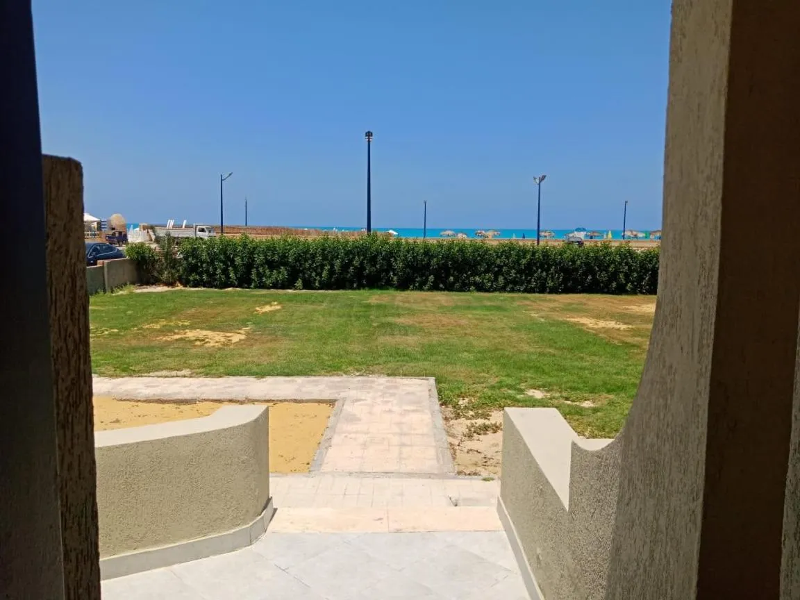 Beach in Green Leaves Hotel