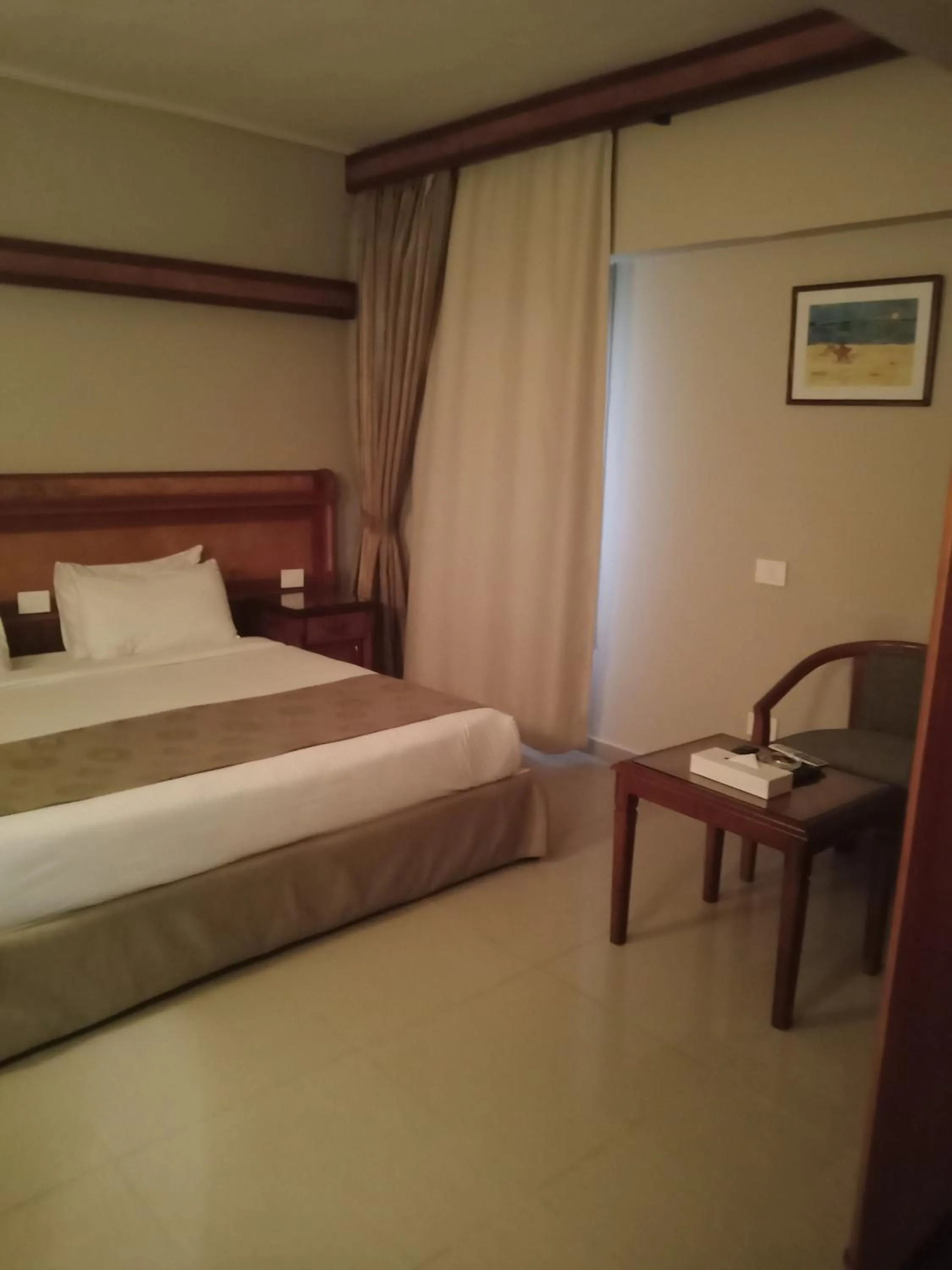 Bedroom in Green Leaves Hotel