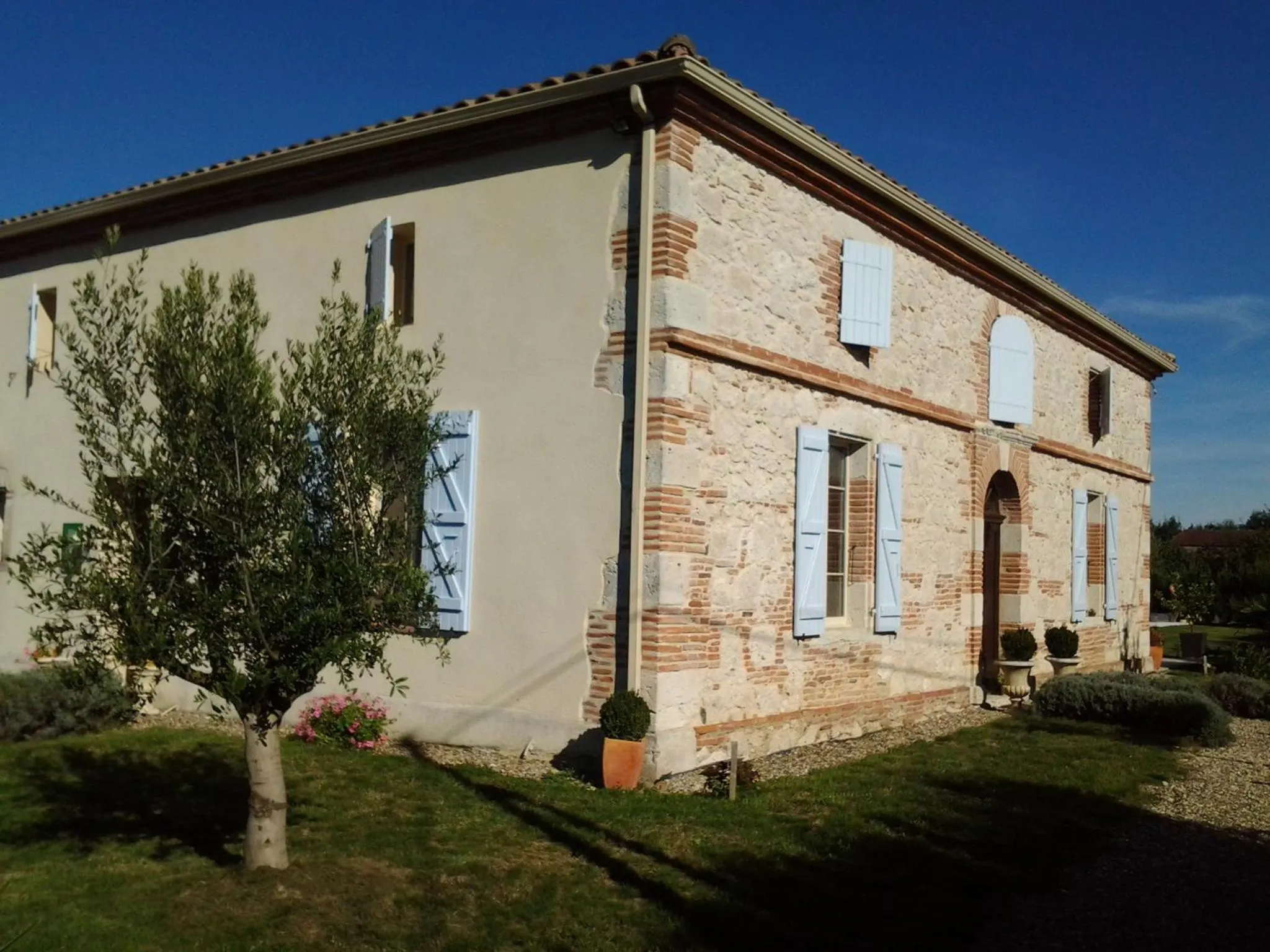 Property building in L'OUSTAL D'ADELE proche Canal du Midi et Moissac