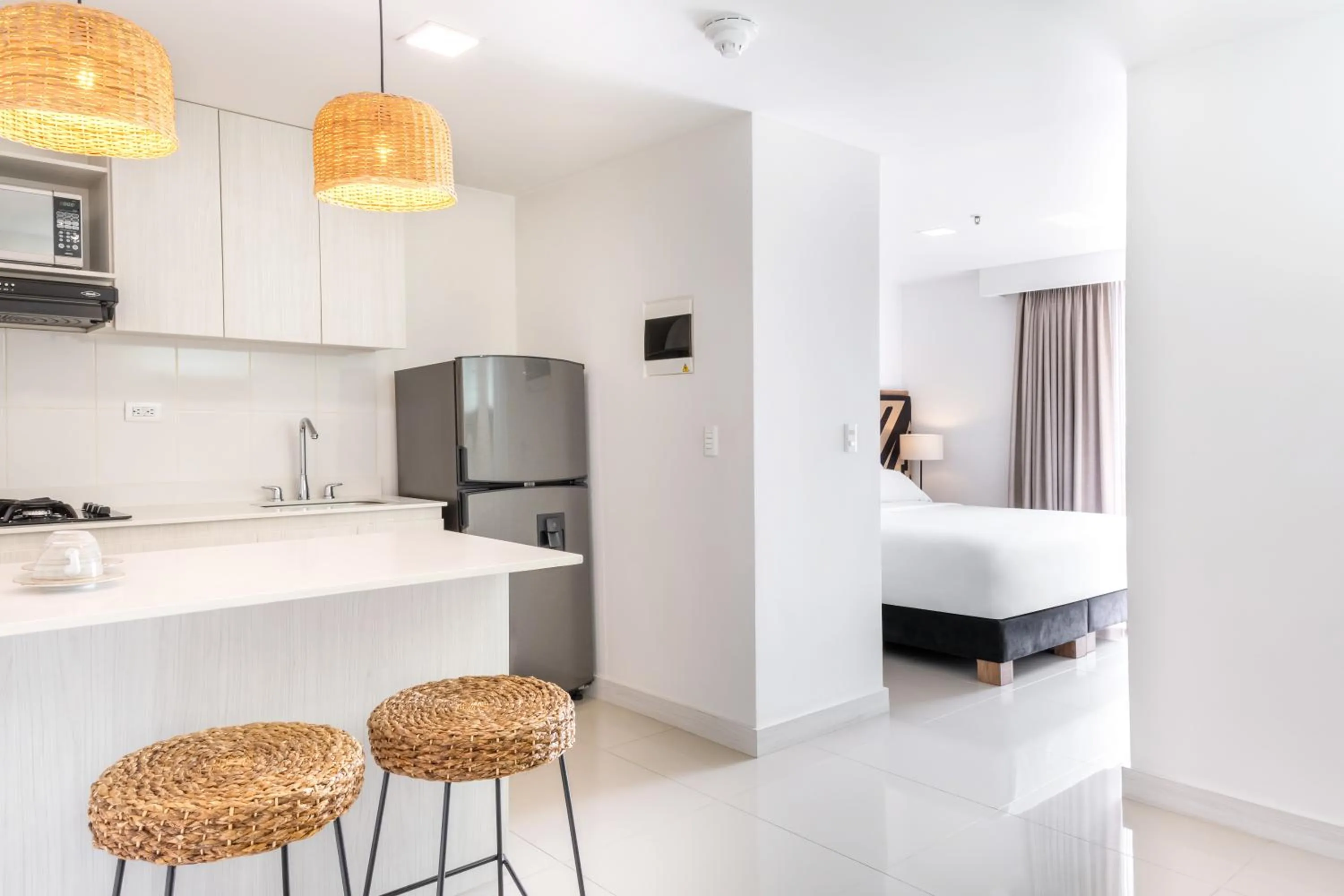 Kitchen or kitchenette in Origen Local Suites