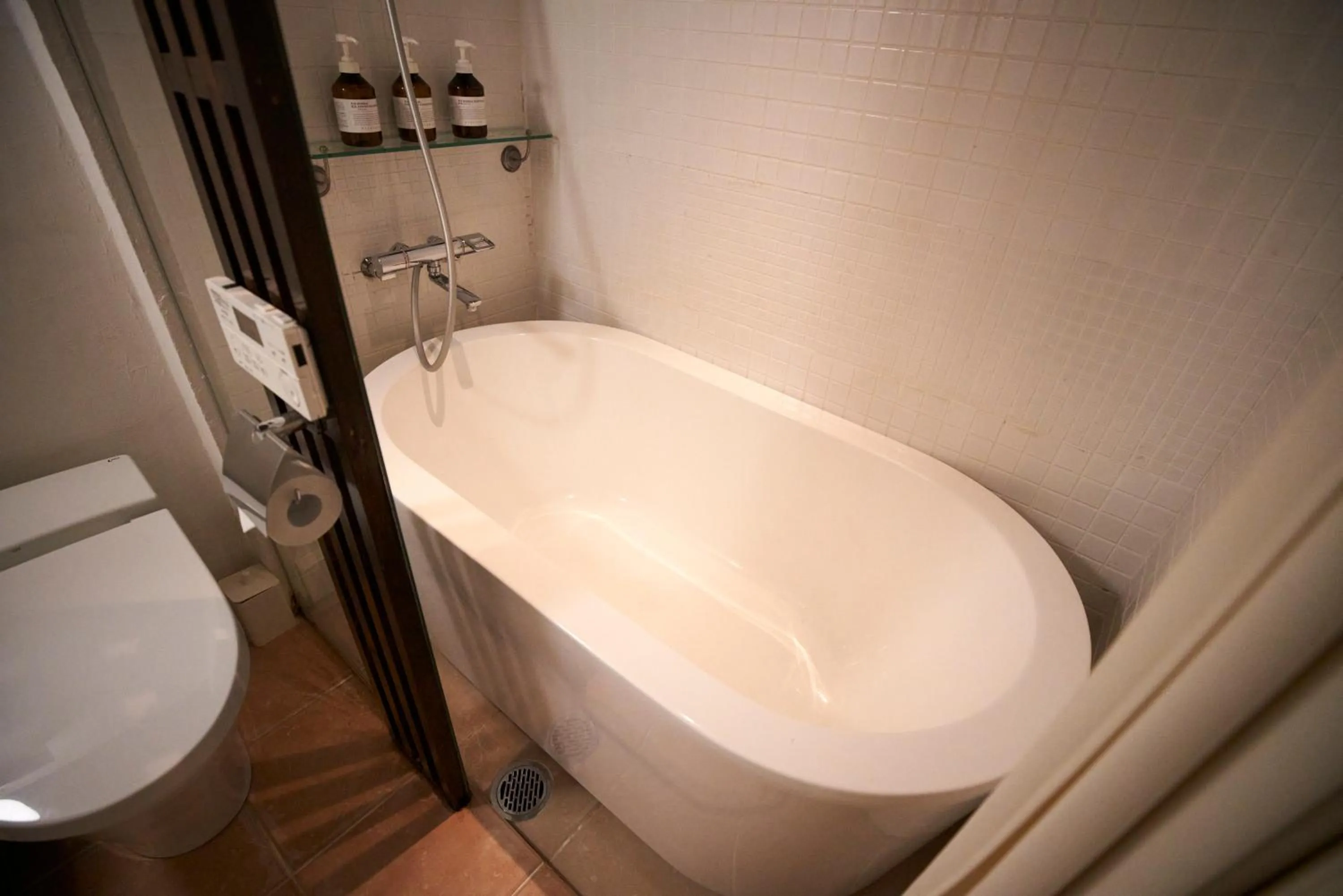 Bath in HOTEL Clam Chowder