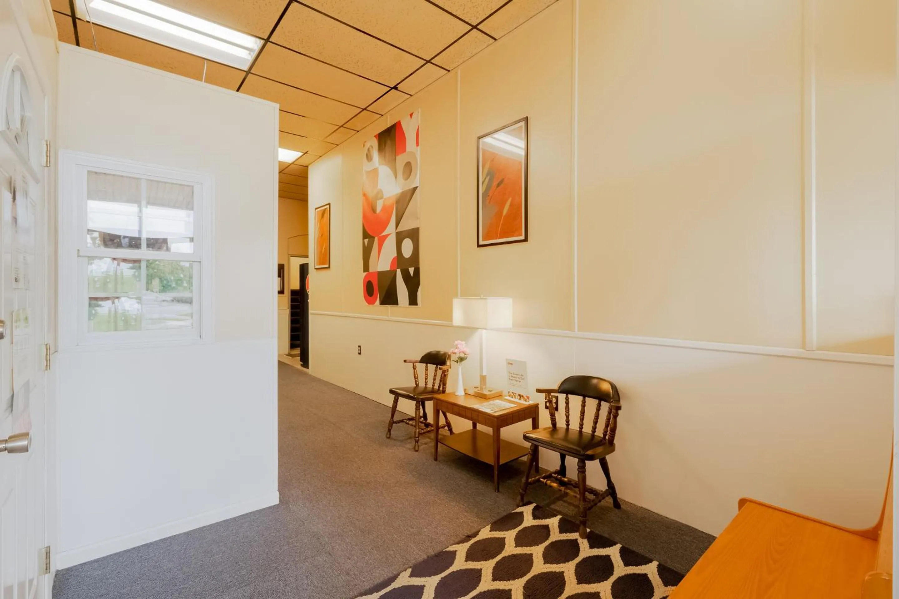 Lobby or reception in OYO Hotel Bradford Main St PA