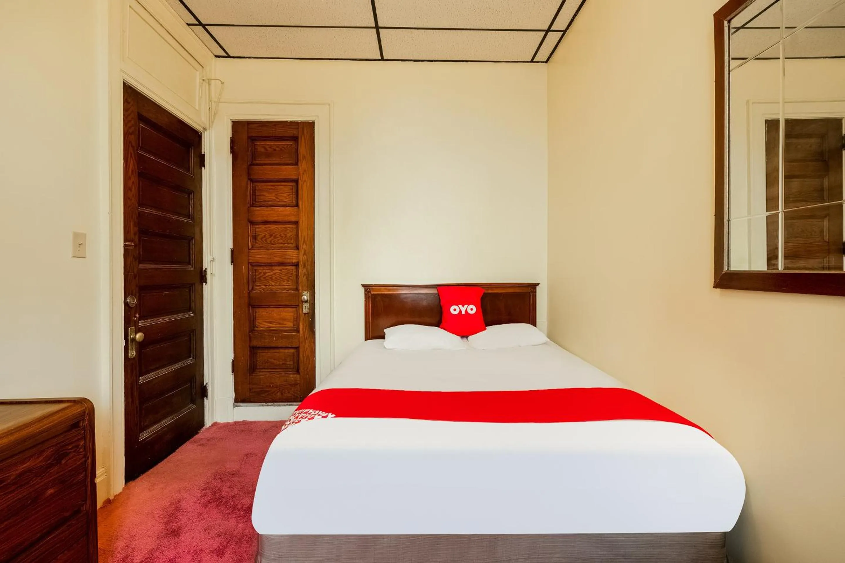 Bedroom in OYO Hotel Bradford Main St PA