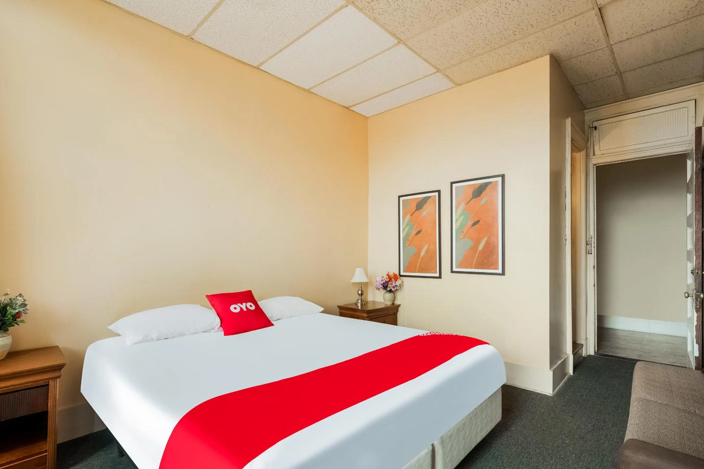 Bedroom in OYO Hotel Bradford Main St PA