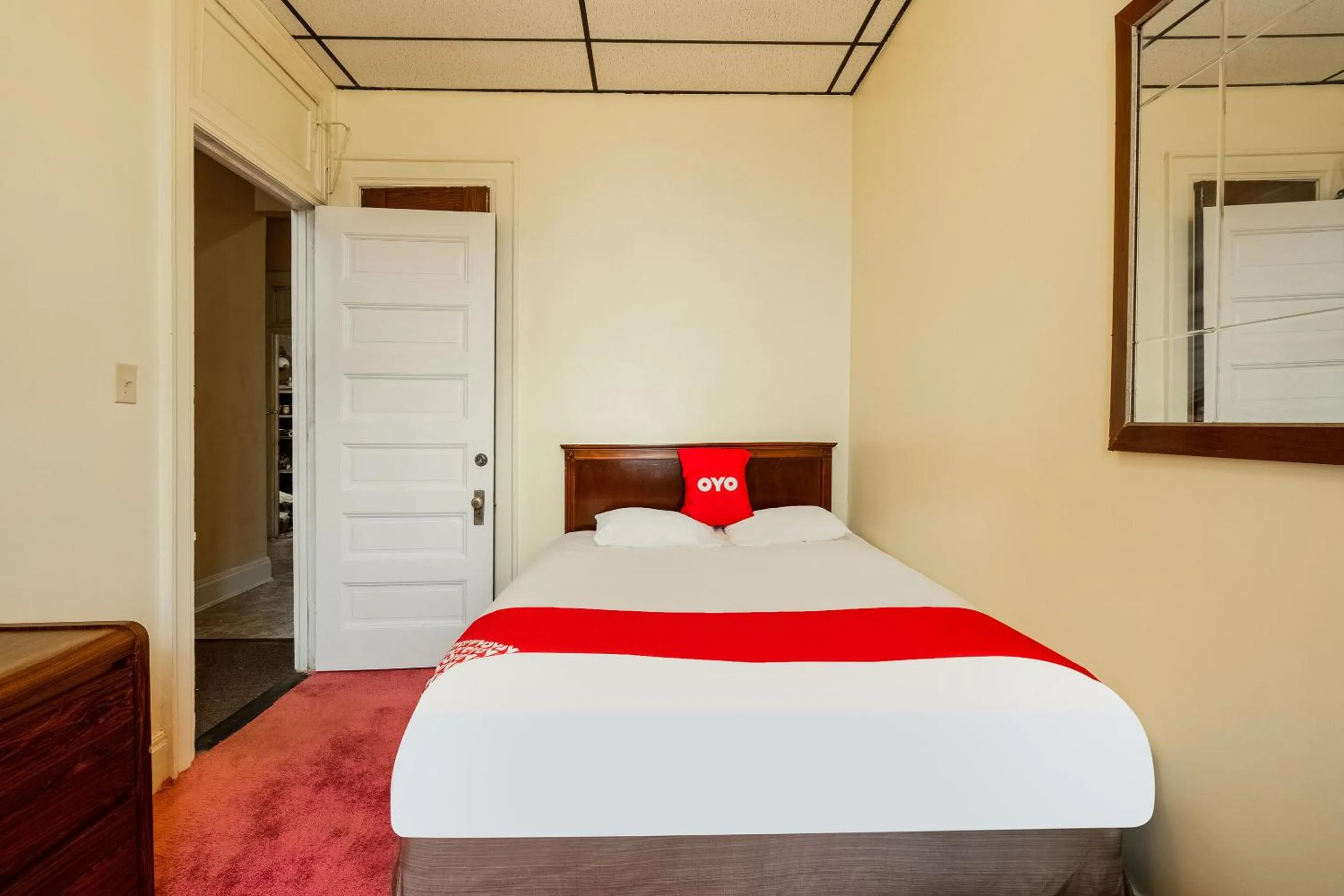 Bedroom in OYO Hotel Bradford Main St PA